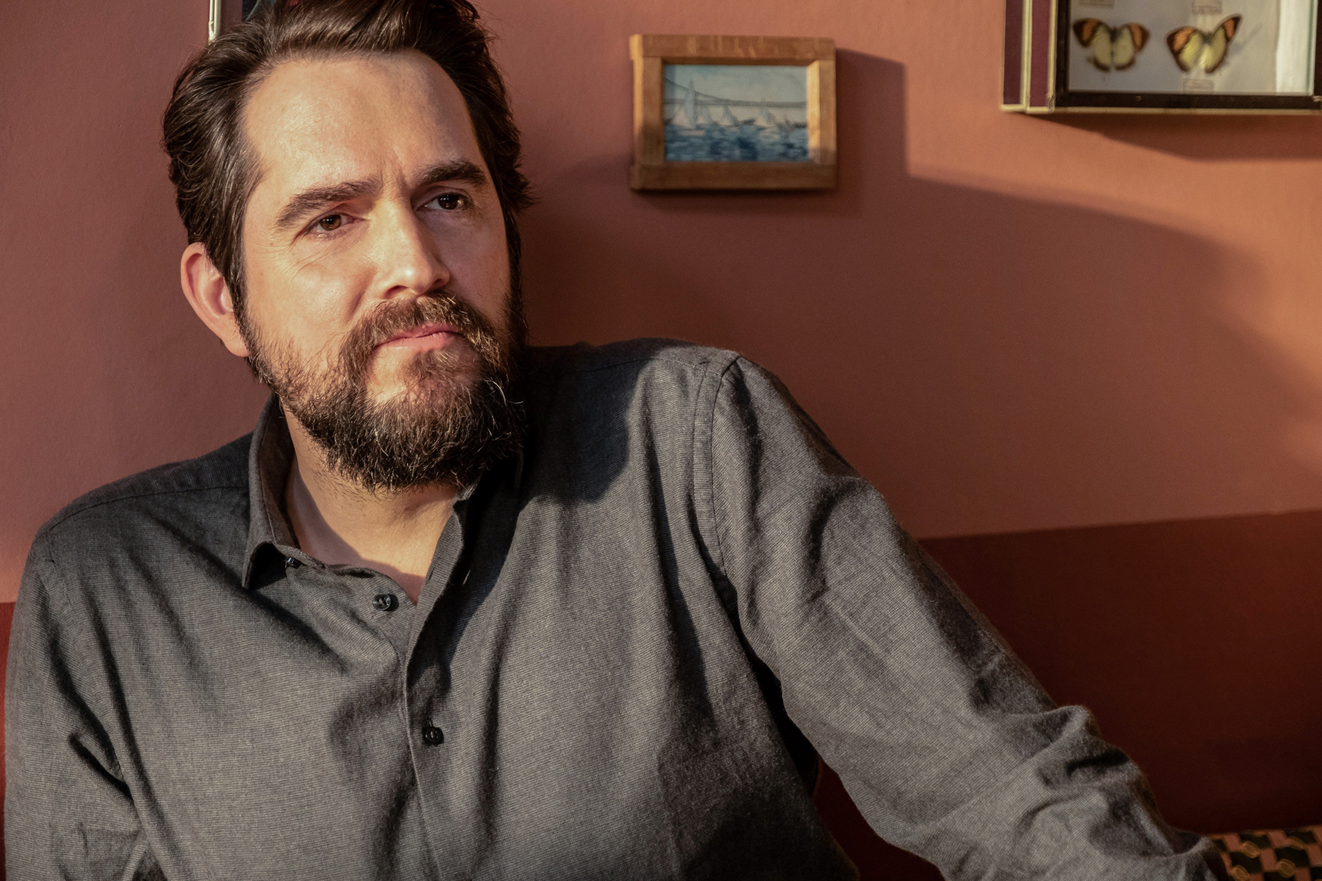 Mouche, une série de Jeanne Héry