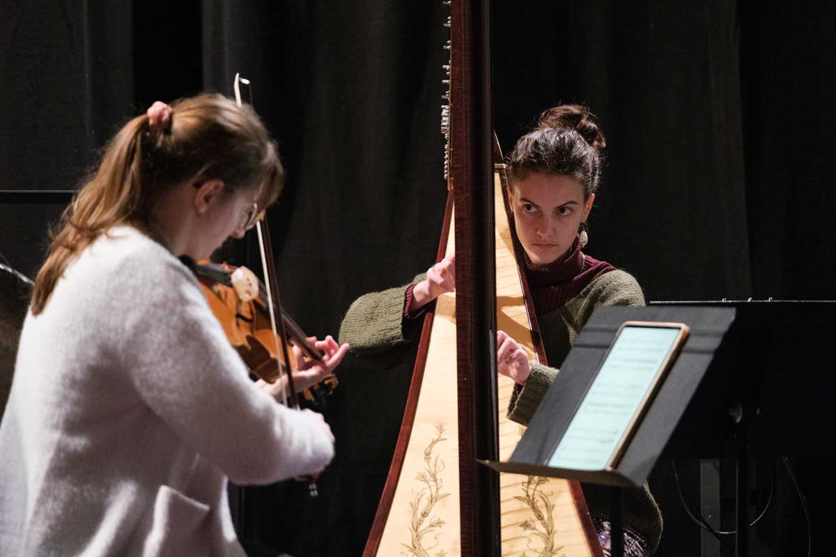Aurore Pignoque (Alto), Rose Pollier (Harpe)