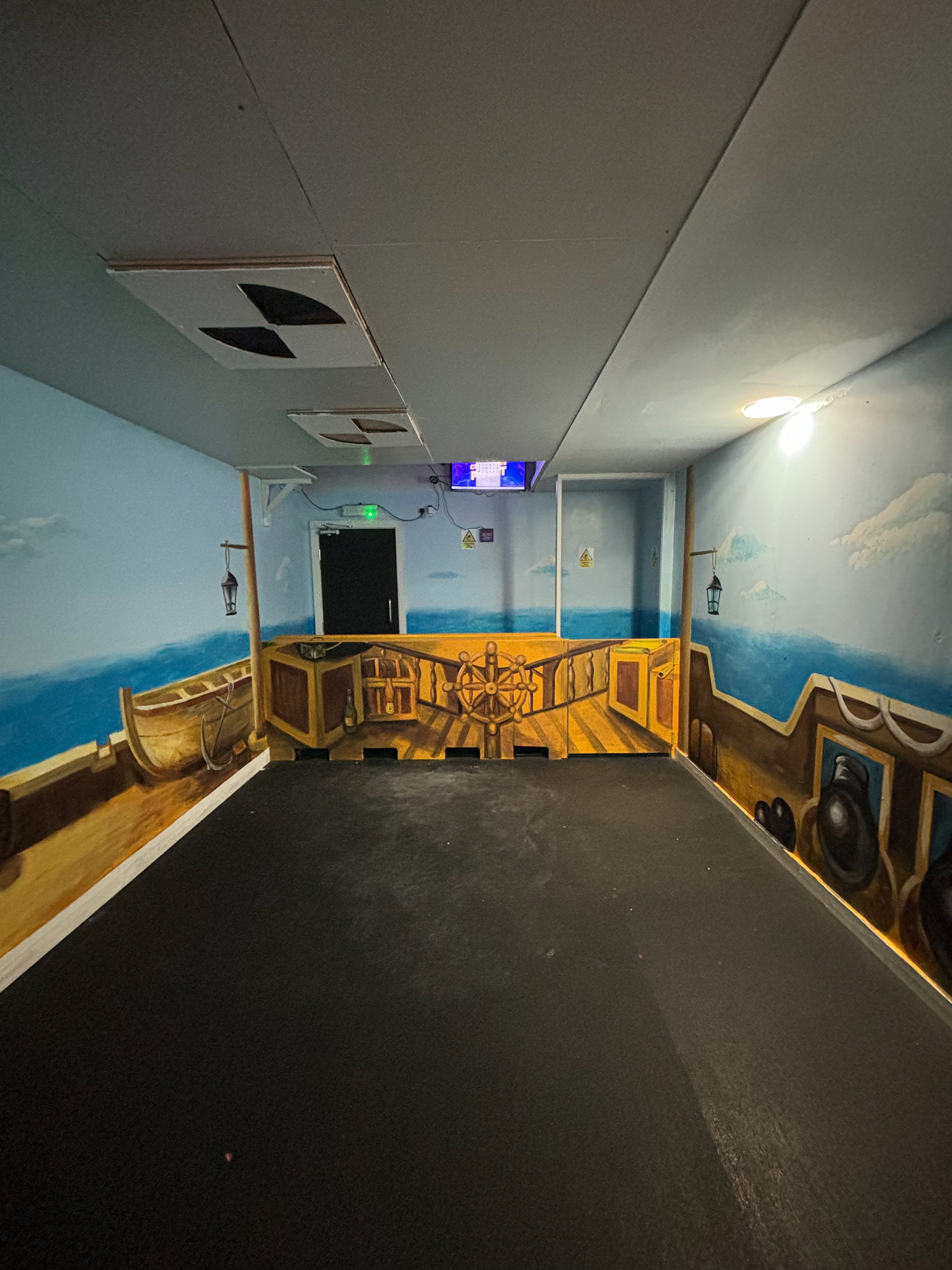 Pirate Ship Games Room 1/4