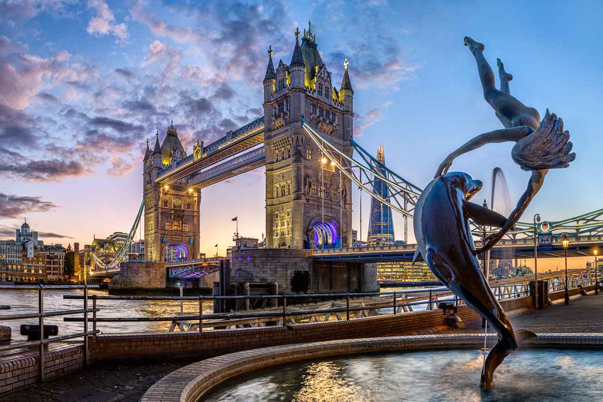 Tower Bridge. Copyright © 2018-2021 David Romualdo | All Rights Reserved