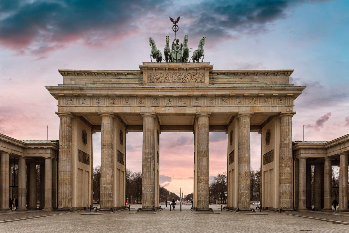 Brandenburg Gate. Copyright © 2018-2021 David Romualdo | All Rights Reserved