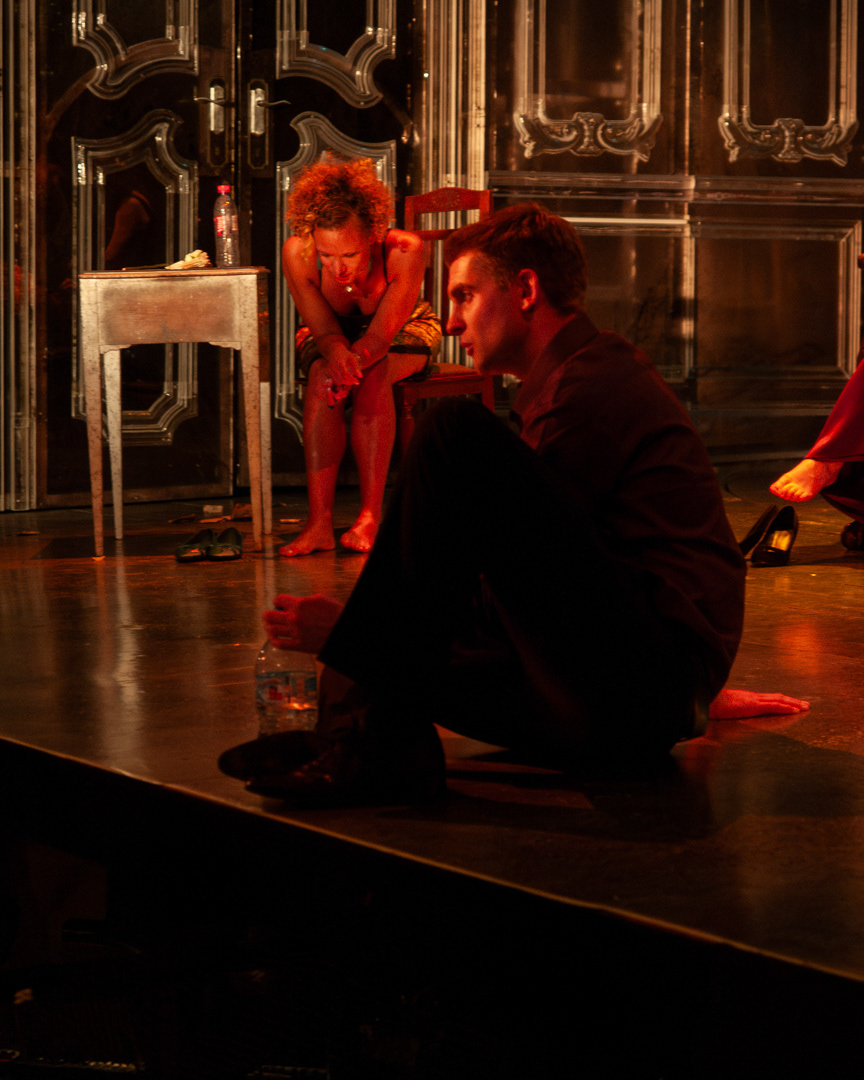 La Mort directed by John Rolph