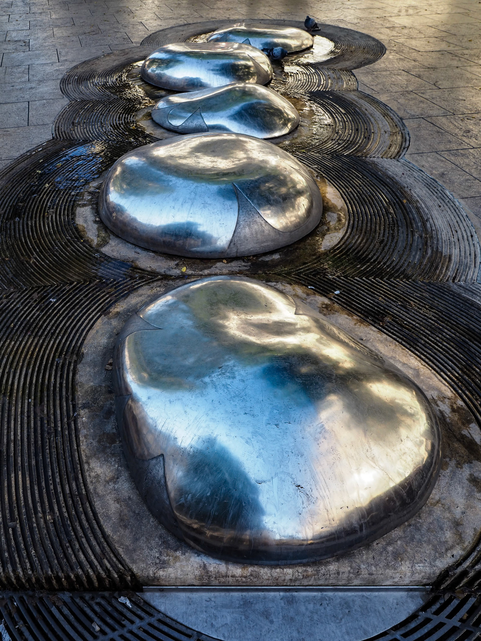 View of Modern Sculpture near Porte Cailhau (Palace Gate) in Bordeaux