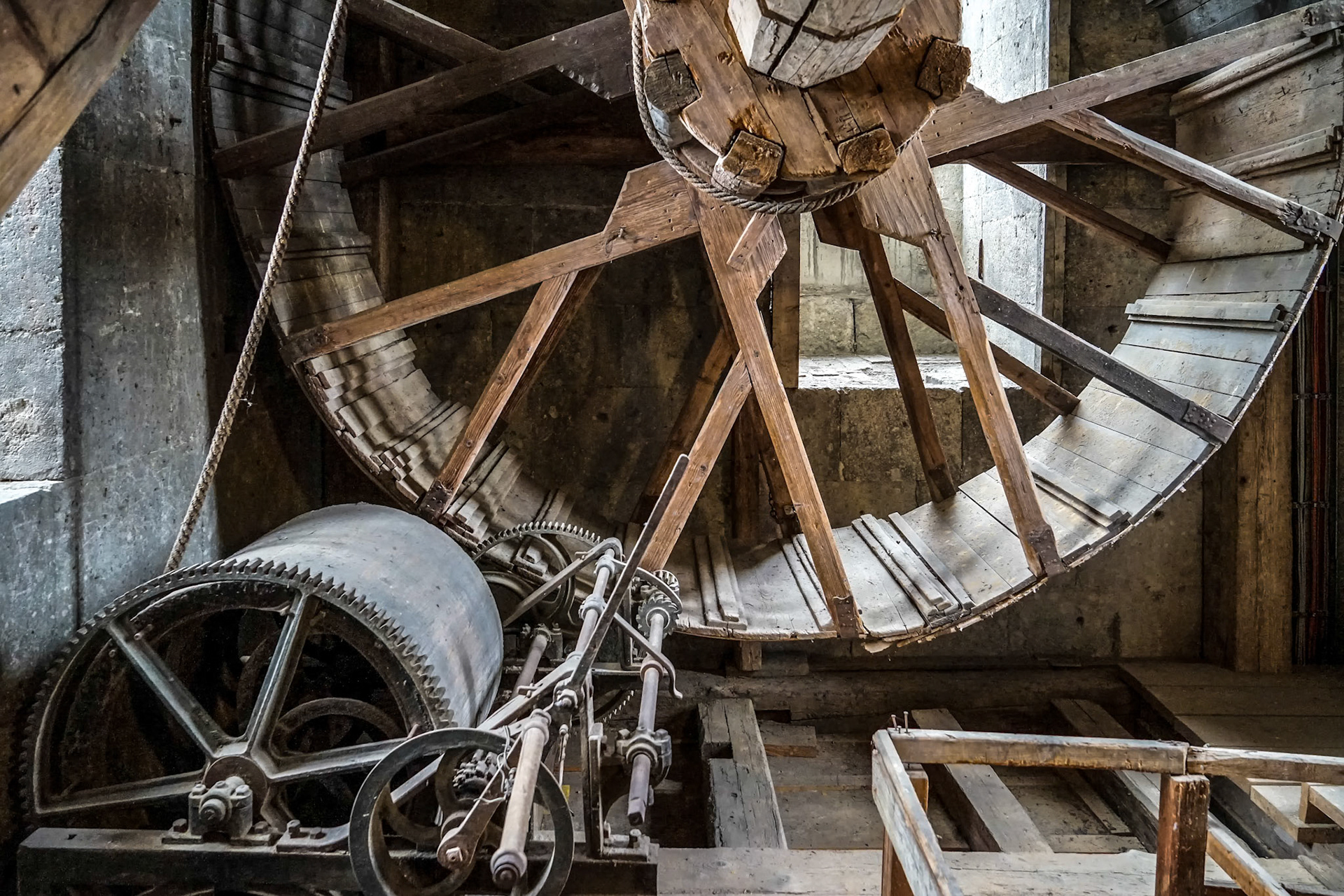 Huge Geared Hoist in Daniel Tower St George's Church in Nordlingen