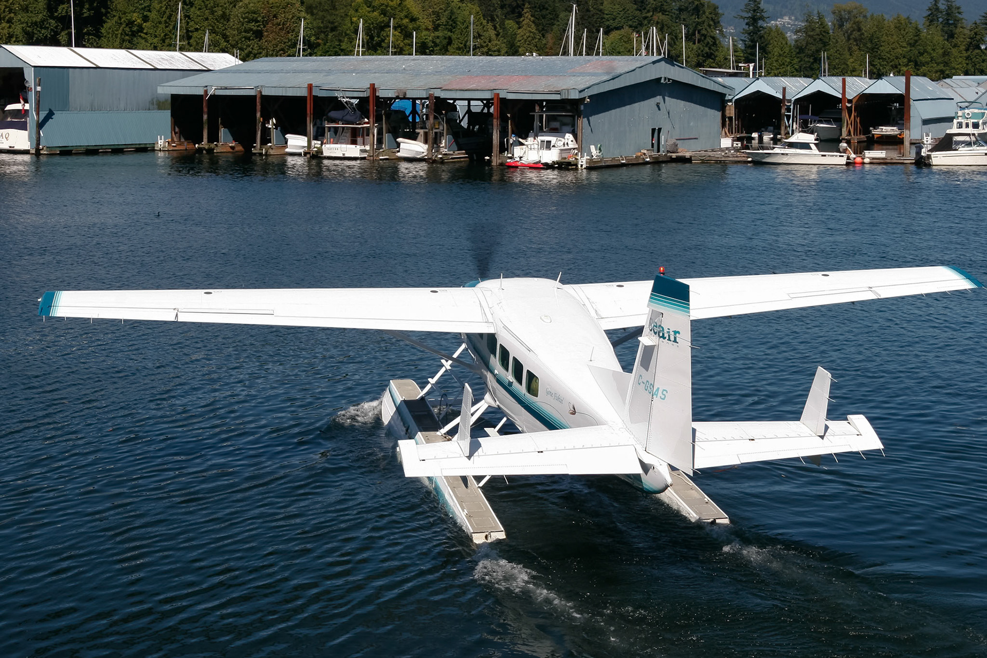 VANCOUVER, BRITISH COLUMBIA, CANADA - AUGUST 14 : Seaplane leaving Vancouver on August 14, 2007