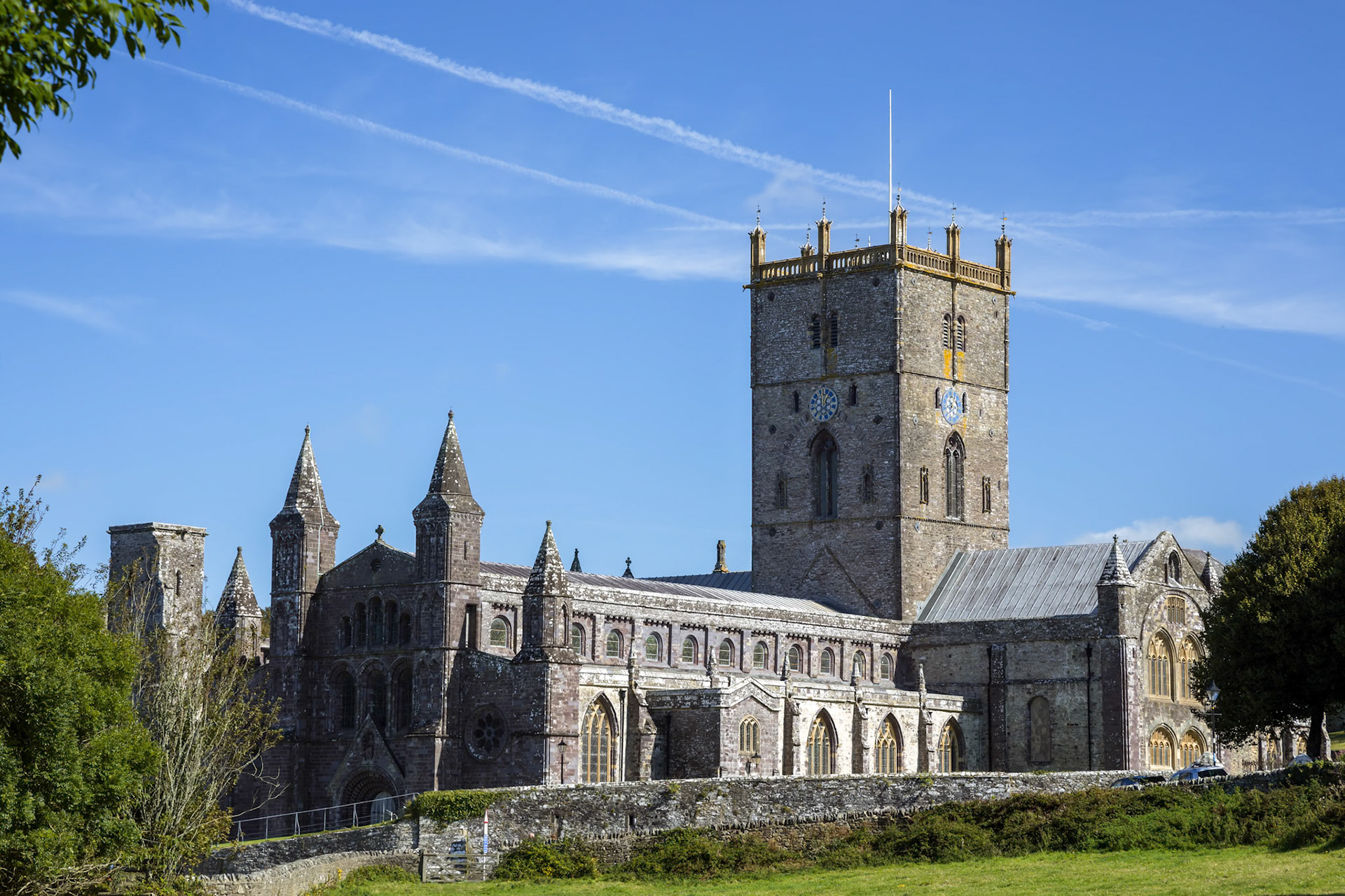 ST DAVID'S, PEMBROKESHIRE/UK - SEPTEMBER 13 : View of the Cathedral at St David's in Pembrokeshire on September 13, 2019