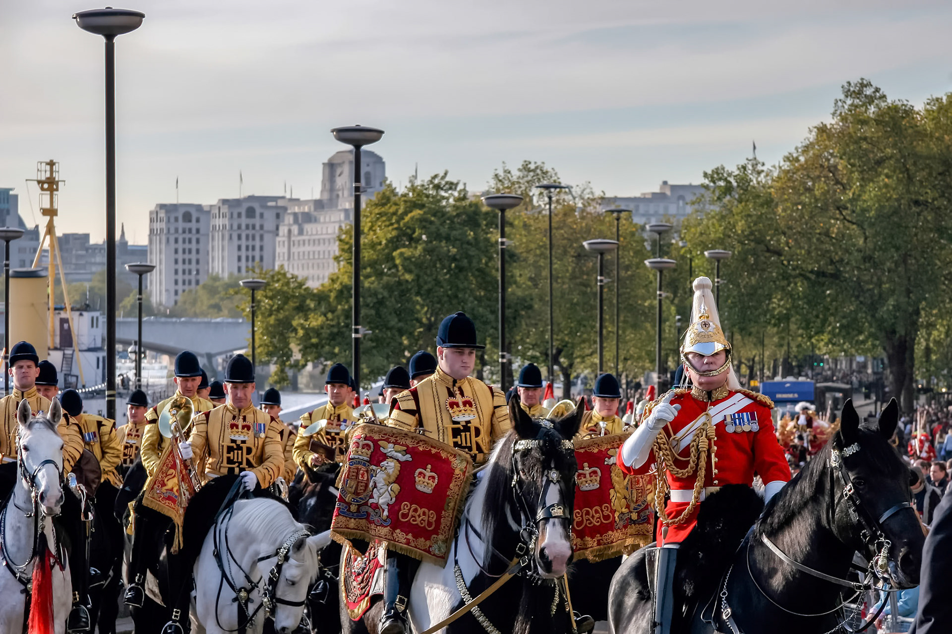 LONDON - NOVEMBER 12 : Band of the Lifeguards parading on horseback at the Lord Mayor's Show in London on November 12, 2005. Unidentified people.