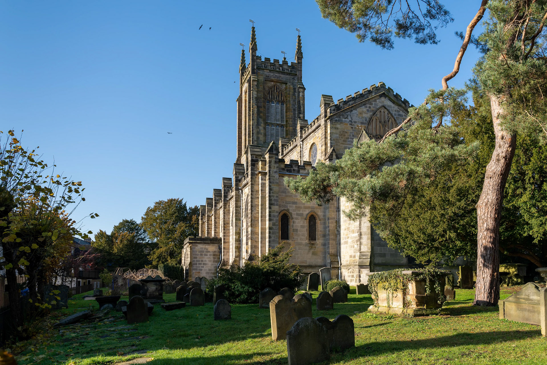 EAST GRINSTEAD, WEST SUSSEX/UK - NOVEMBER 29 : Exterior view of St Swithun's Church in East Grinstead West Sussex on November 29, 2019