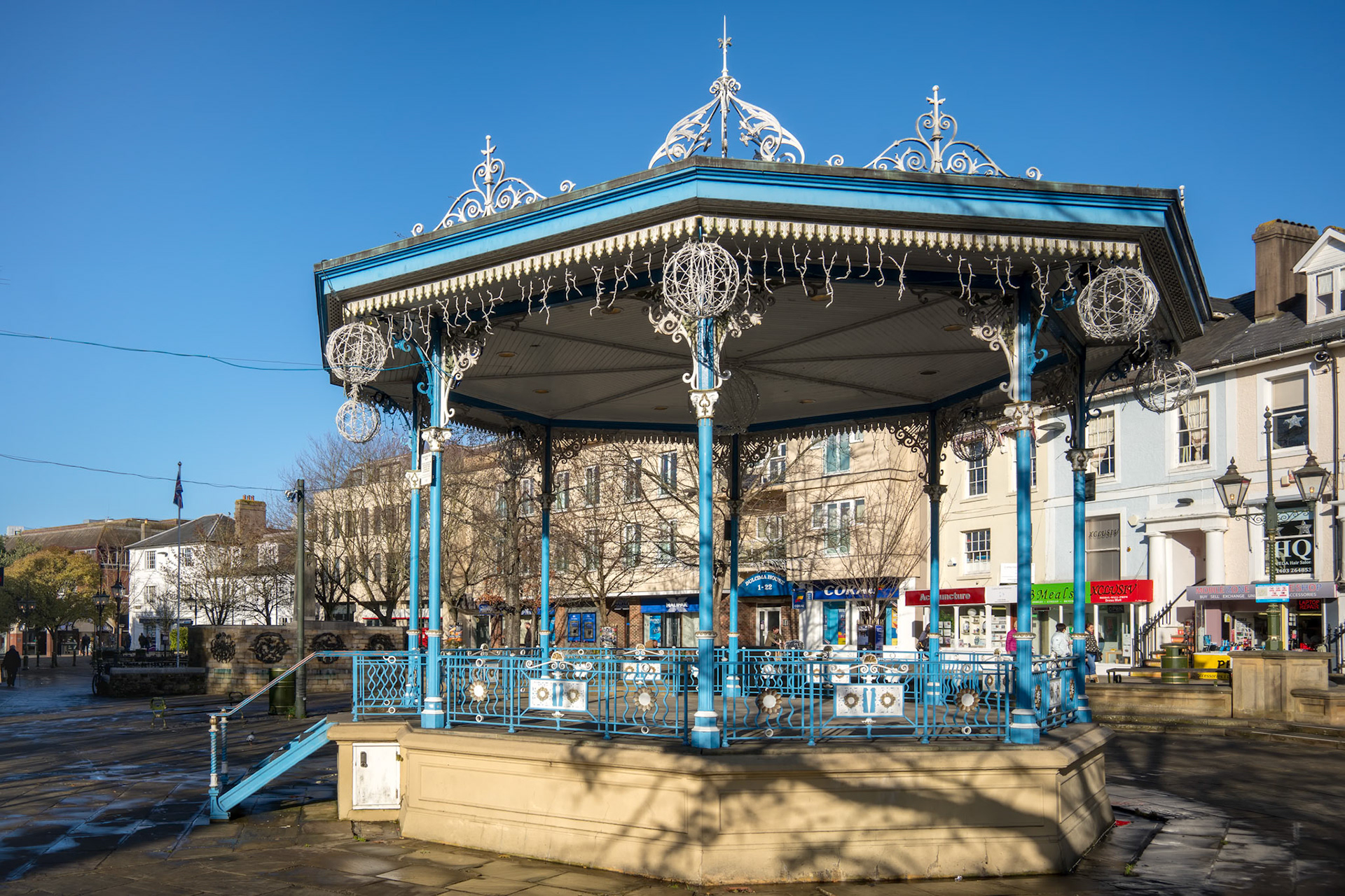 HORSHAM WEST SUSSEX/UK - NOVEMBER 30 : View of the bandstand in Horsham West Sussex on  November 30, 2018. Three unidentified people