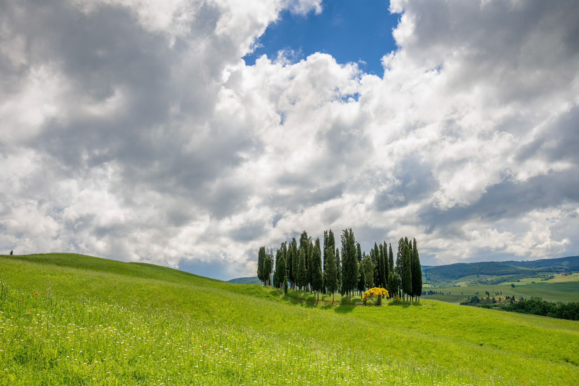 View of the scenic Tuscan countryside