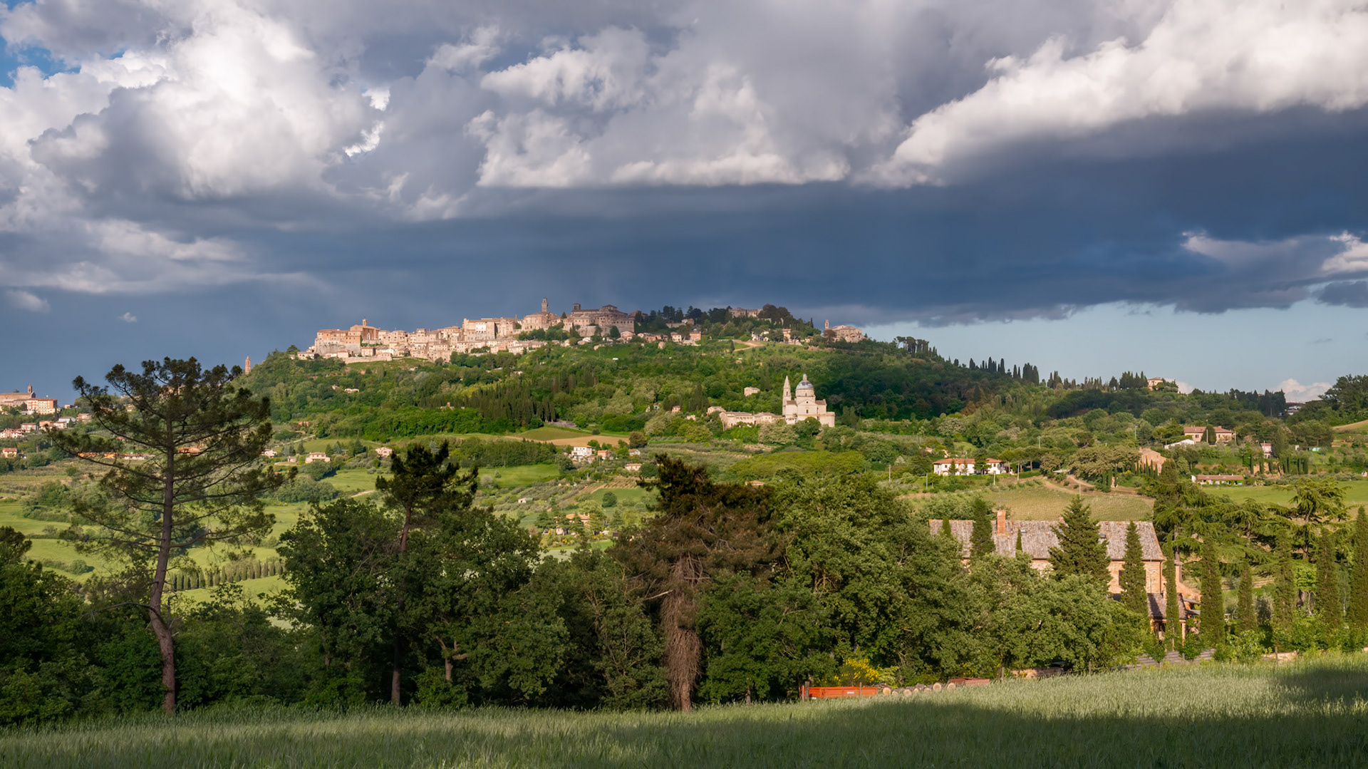 MONTEPULCIANO, TUSCANY, ITALY - MAY 19 : View up to Montepulciano in Tuscany on May 19, 2013