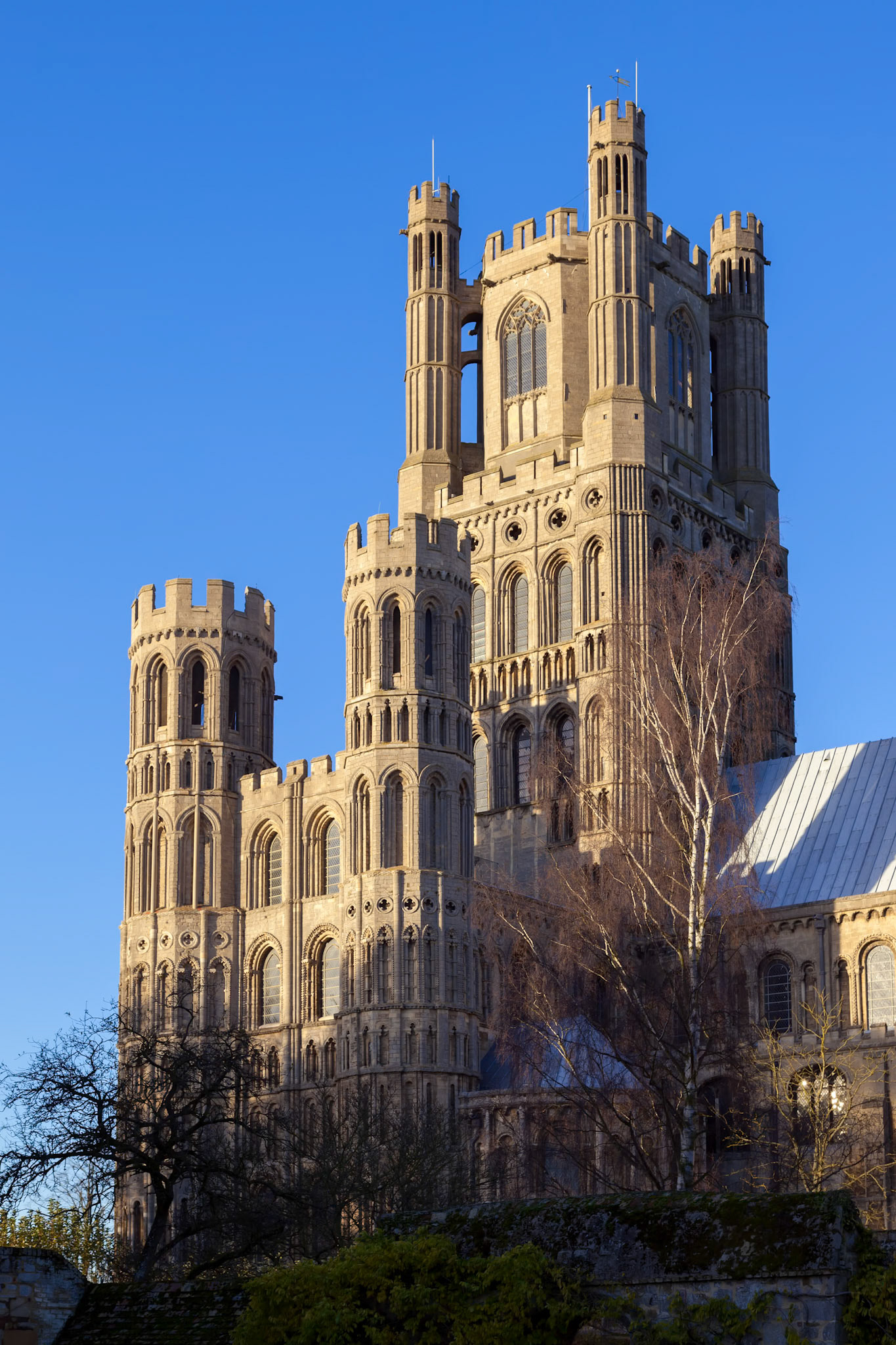 ELY, CAMBRIDGESHIRE/UK - NOVEMBER 23 : Exterior view of Ely Cathedral in Ely on November 23, 2012