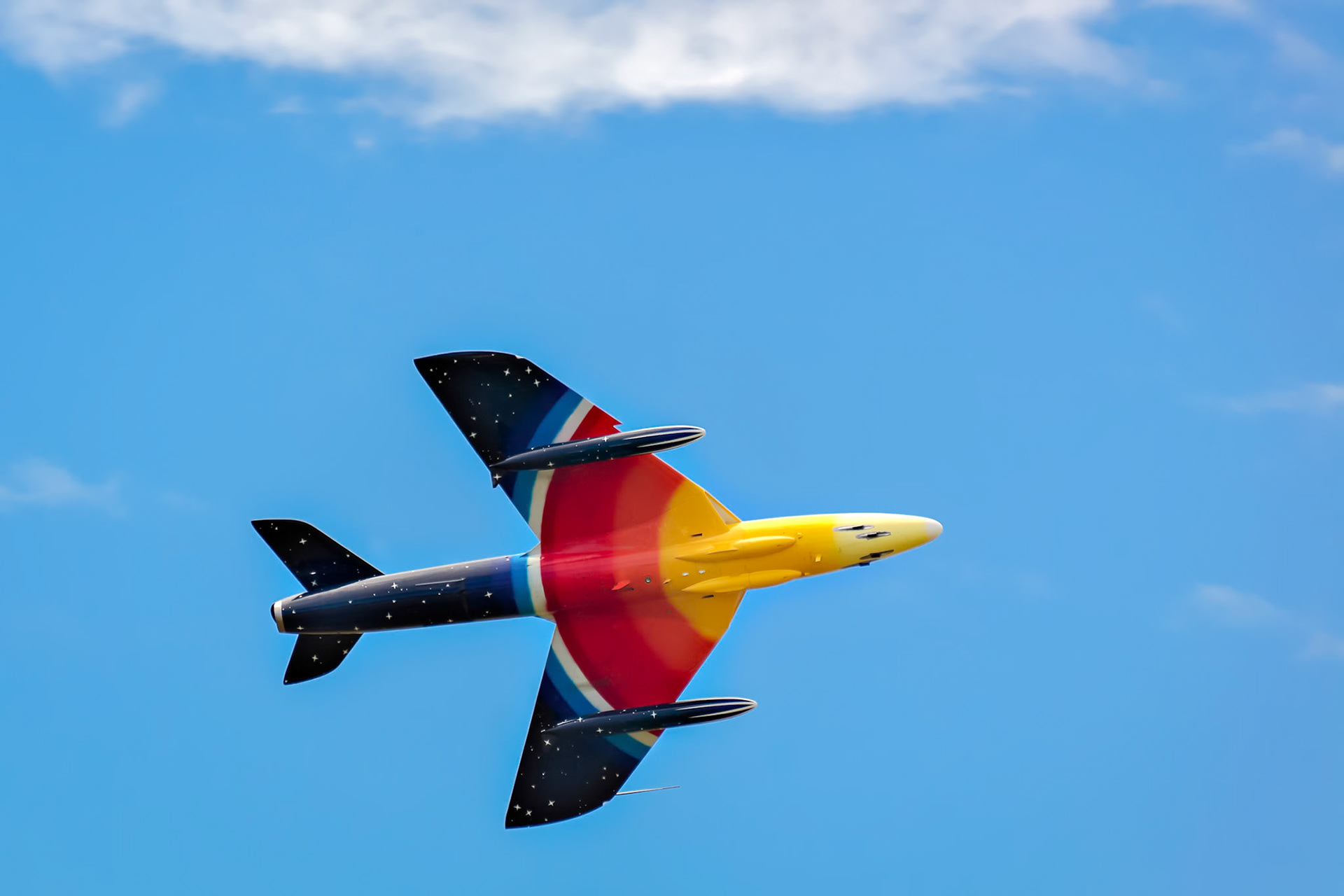 Hawker Hunter Miss Demeanour Aerial Display at Shoreham Airshow