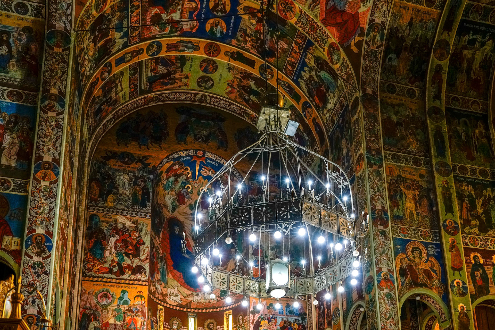 TARGU MURES, TRANSYLVANIA/ROMANIA - SEPTEMBER 17 : Decorative interior view of Ascension Cathedral in Targu Mures Transylvania Romania on September 17, 2018