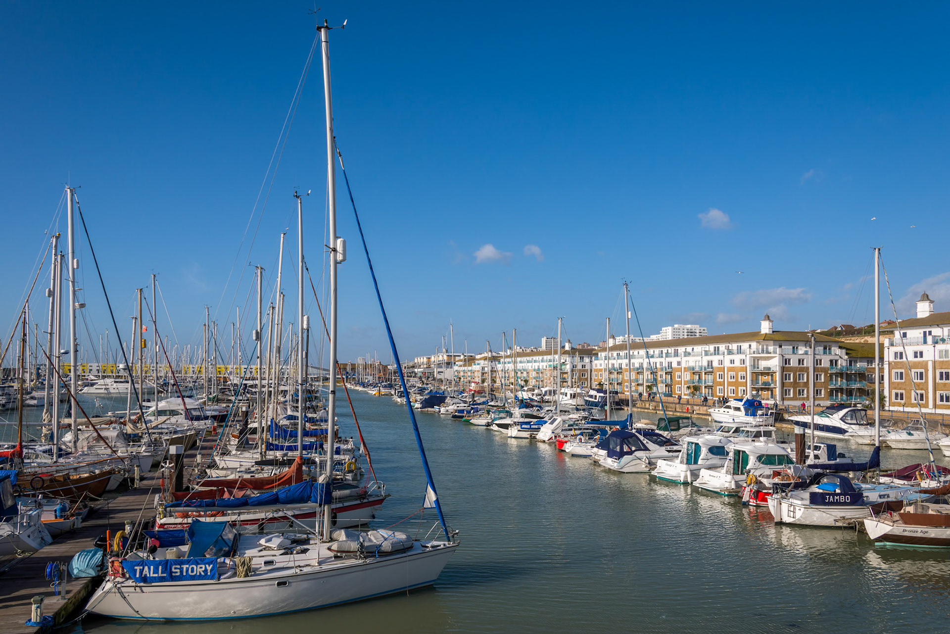 BRIGHTON, SUSSEX/UK - JANUARY 27 : View of Brighton Marina in Brighton Sussex on January 27, 2013. Unidentified people.