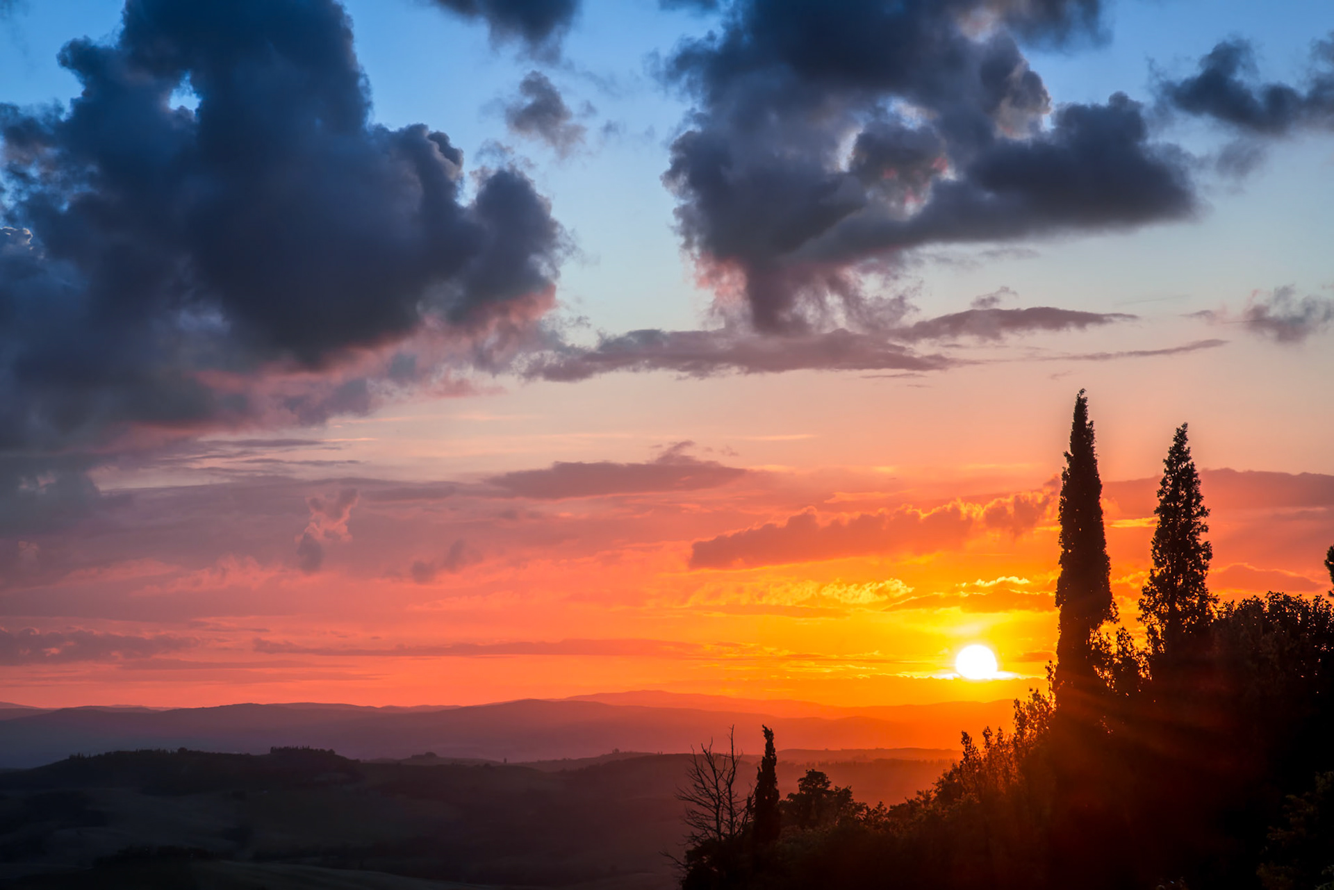 Sunset Val d'Orcia Tuscany