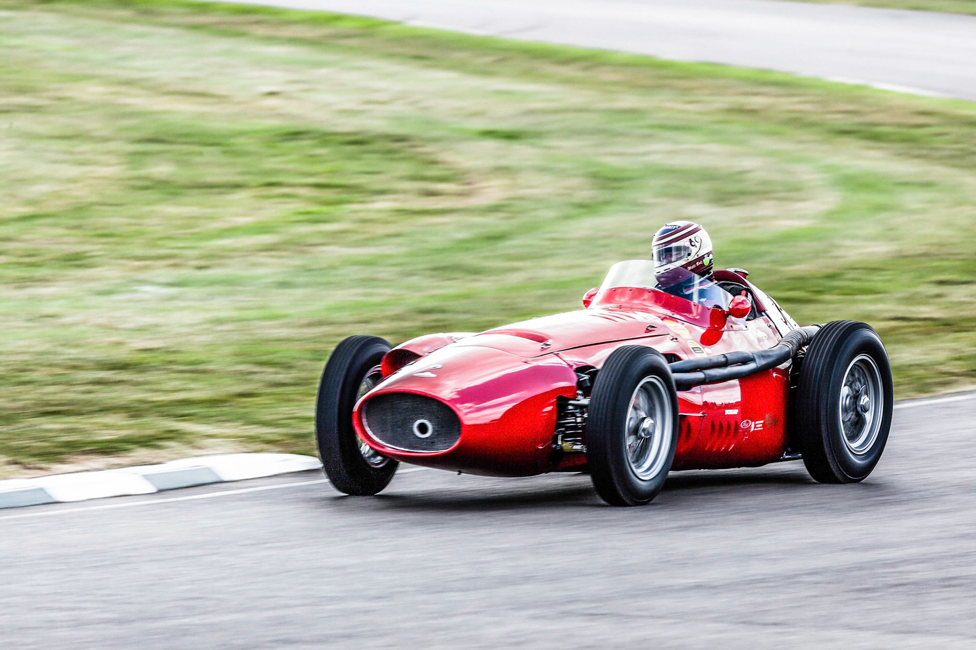 Vintage racing at Goodwood