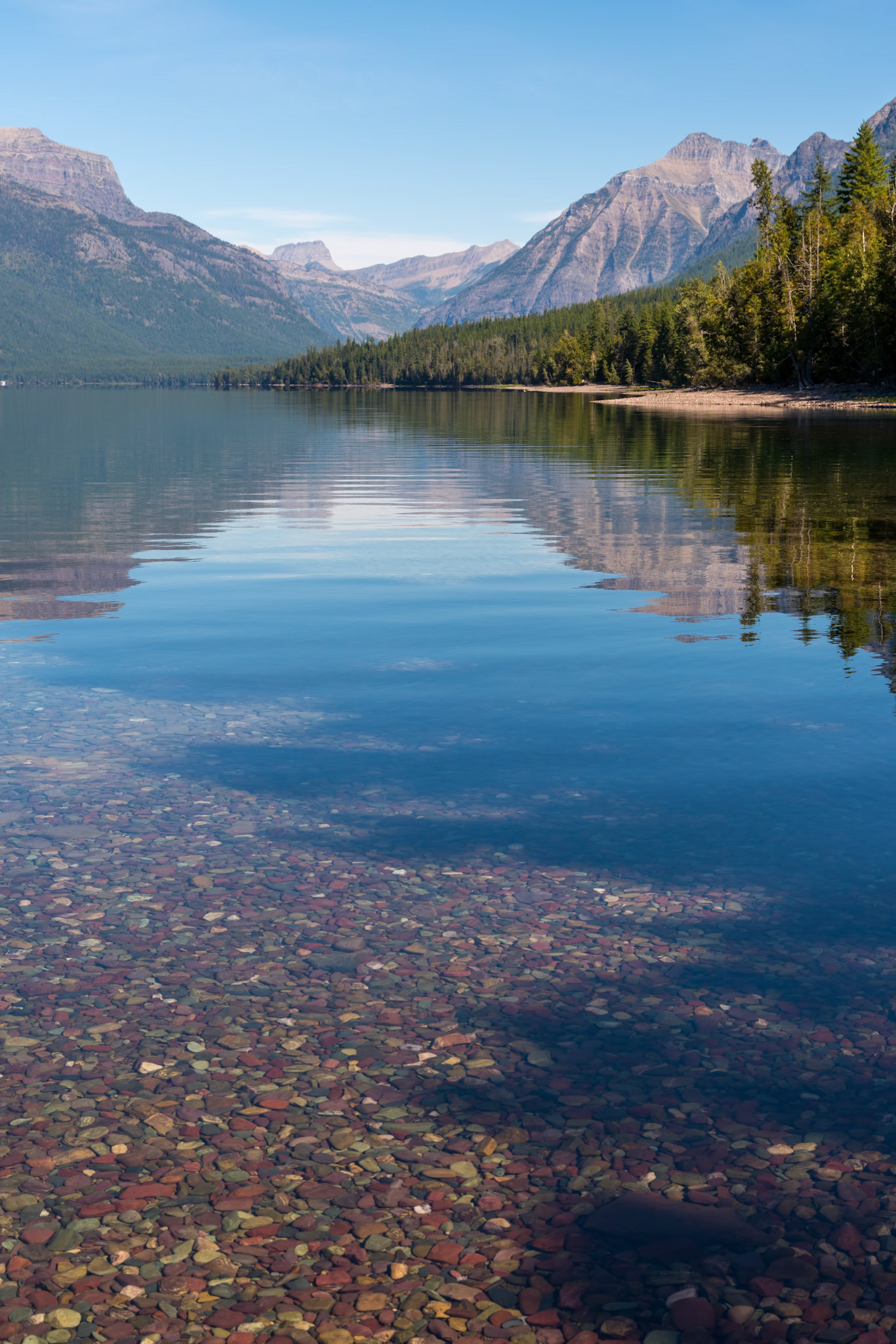 Colourful stones in Lake McDonald near Apgar in Montana