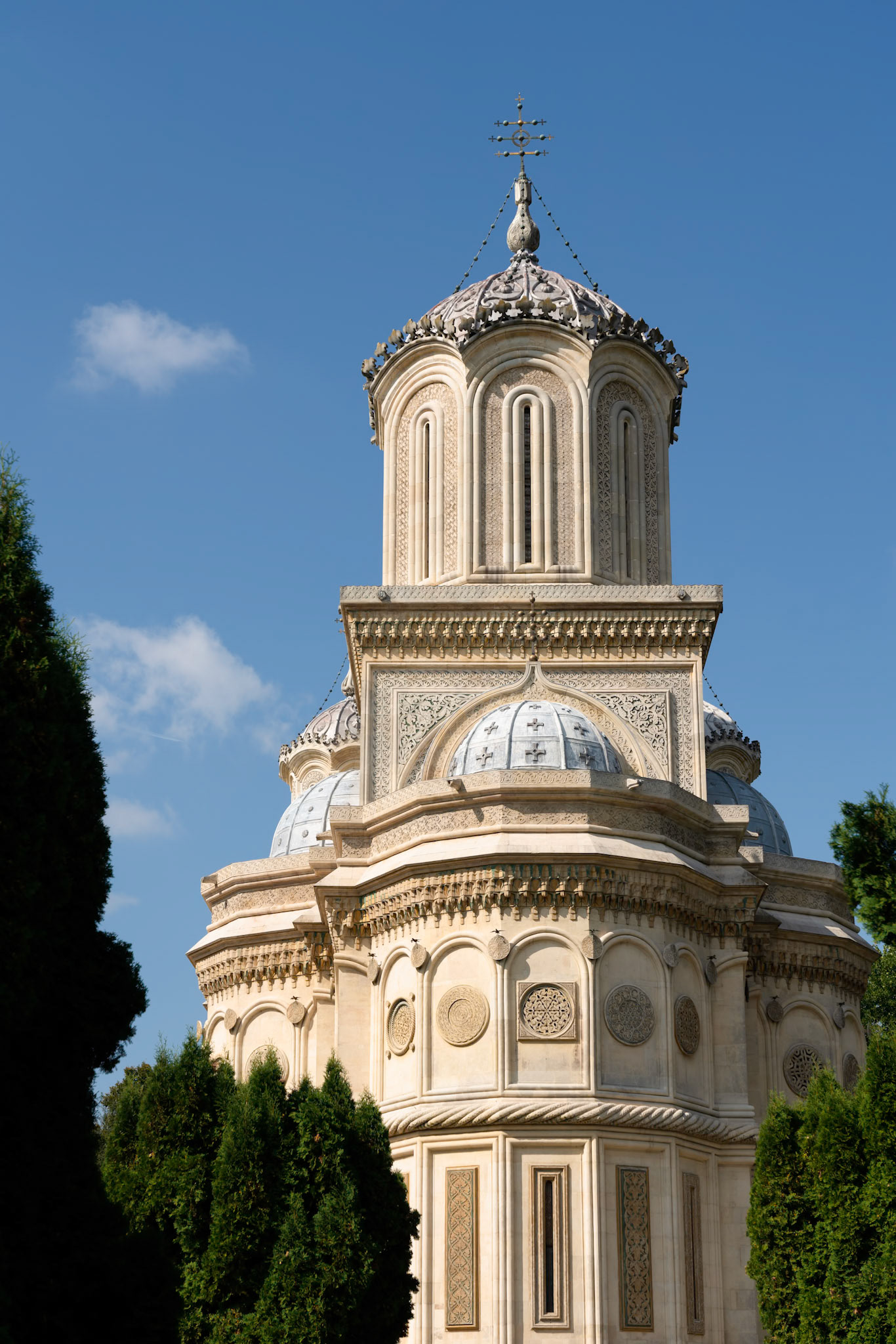 CURTEA DE ARGES, WALLACHIA/ROMANIA - SEPTEMBER 16 : Exterior view of the Monastery in Curtea de Arges Wallachia Romania on September 16, 2018