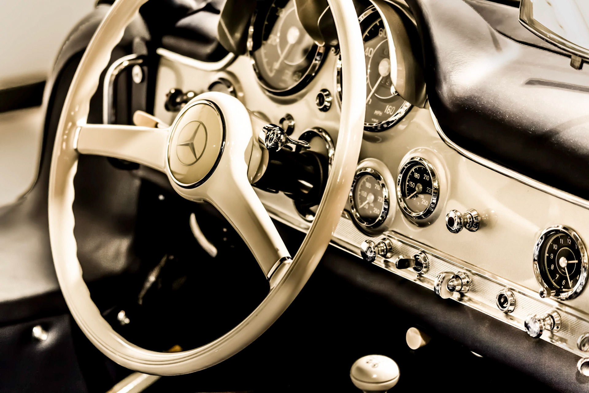 Old Mercedes Dashboard