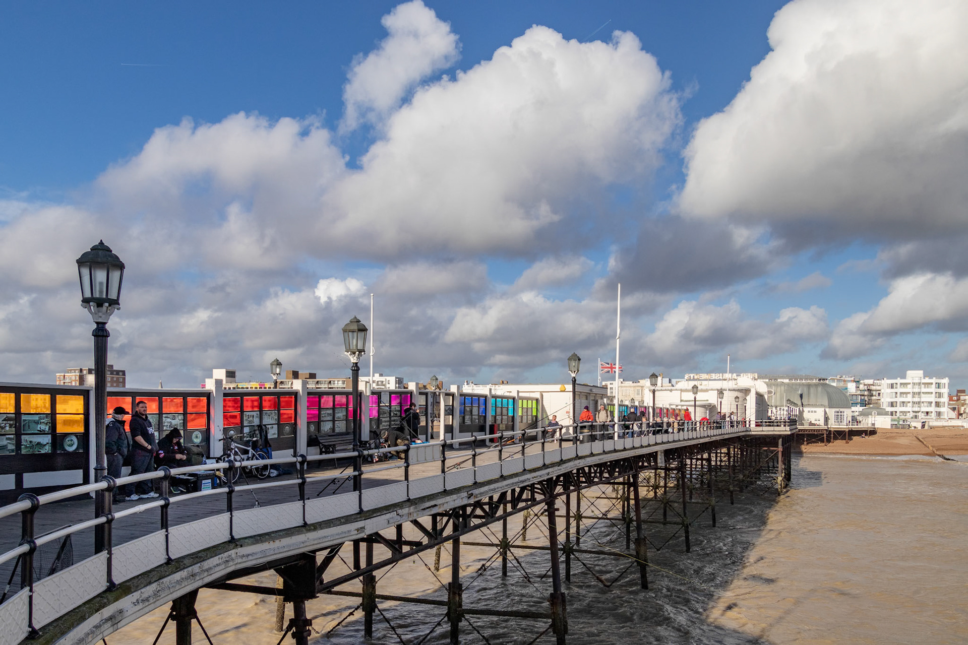 WORTHING, WEST SUSSEX/UK - NOVEMBER 13 : View of Worthing Pier in West Sussex on November 13, 2018. Unidentified people