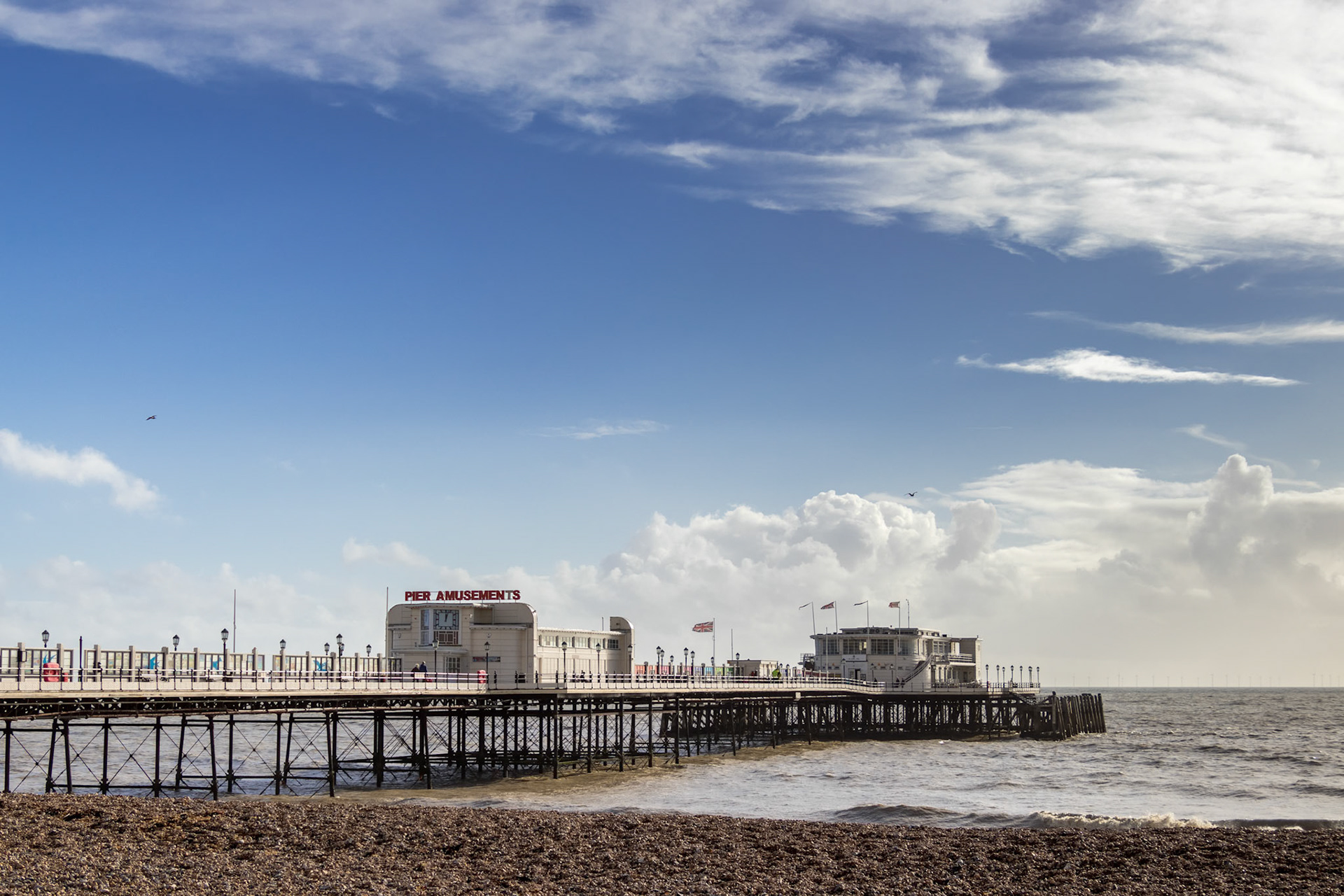 WORTHING, WEST SUSSEX/UK - NOVEMBER 13 : View of Worthing Pier in West Sussex on November 13, 2018. Unidentified people