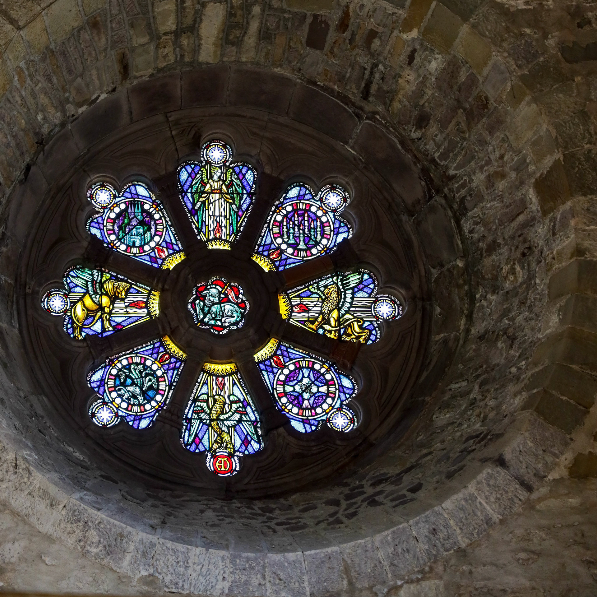 ST DAVID'S, PEMBROKESHIRE/UK - SEPTEMBER 13 : Interior view of the Cathedral at St David's in Pembrokeshire on September 13, 2019