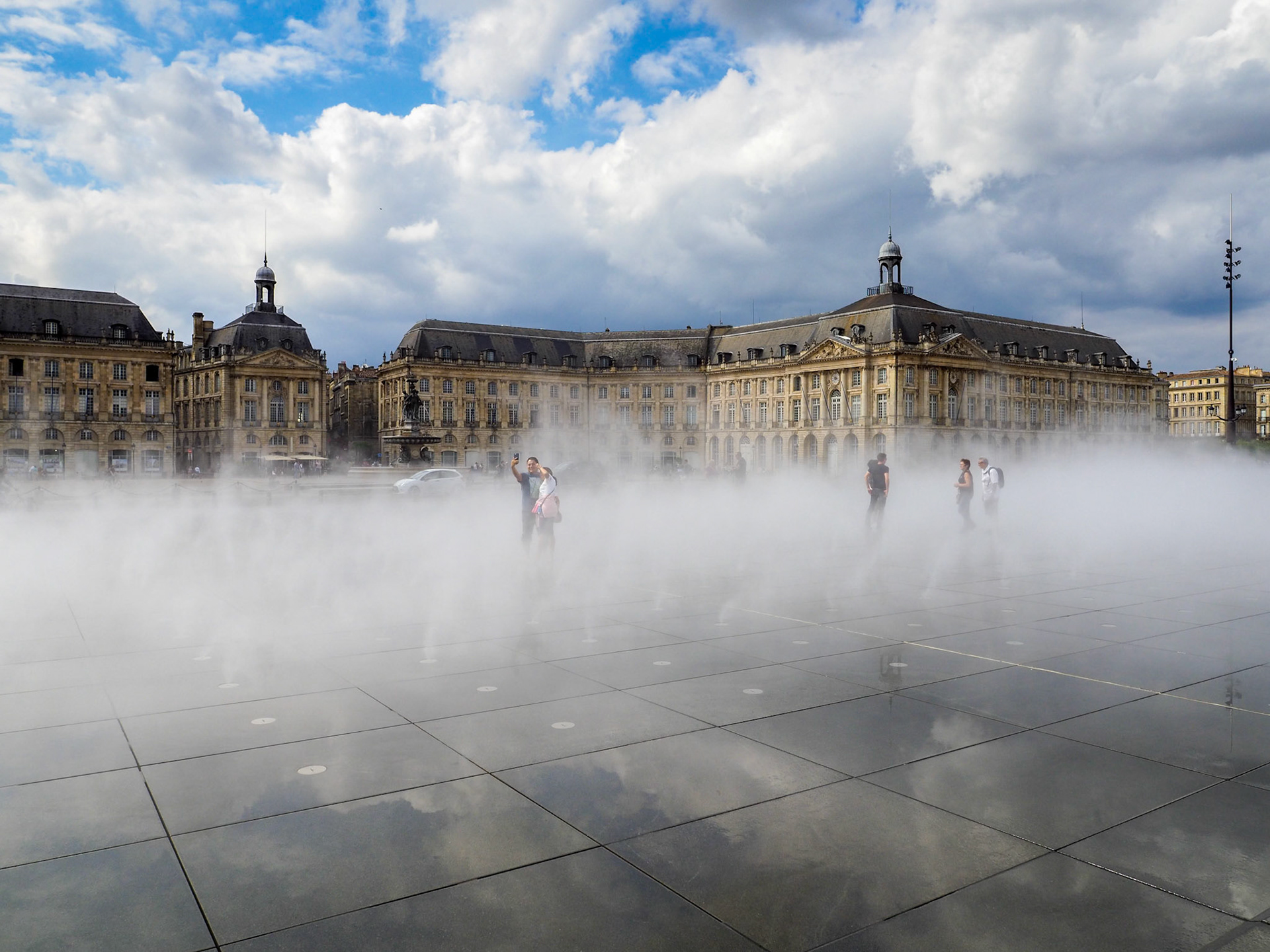 Miroir d'Eau at Place de la Bourse in Bordeaux