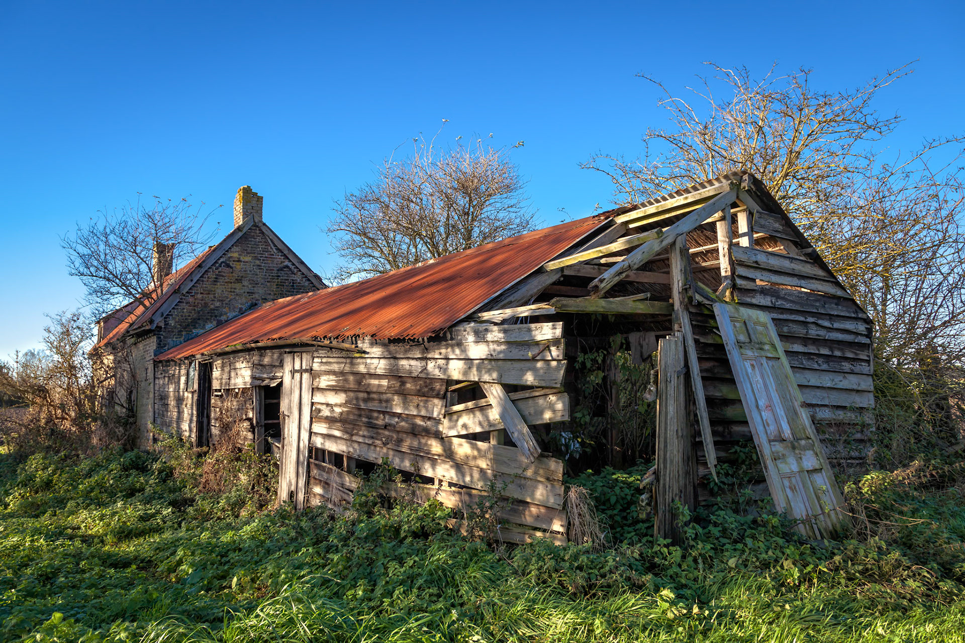 Derelict Farmhouse and Outbuildings in Cambridgeshire