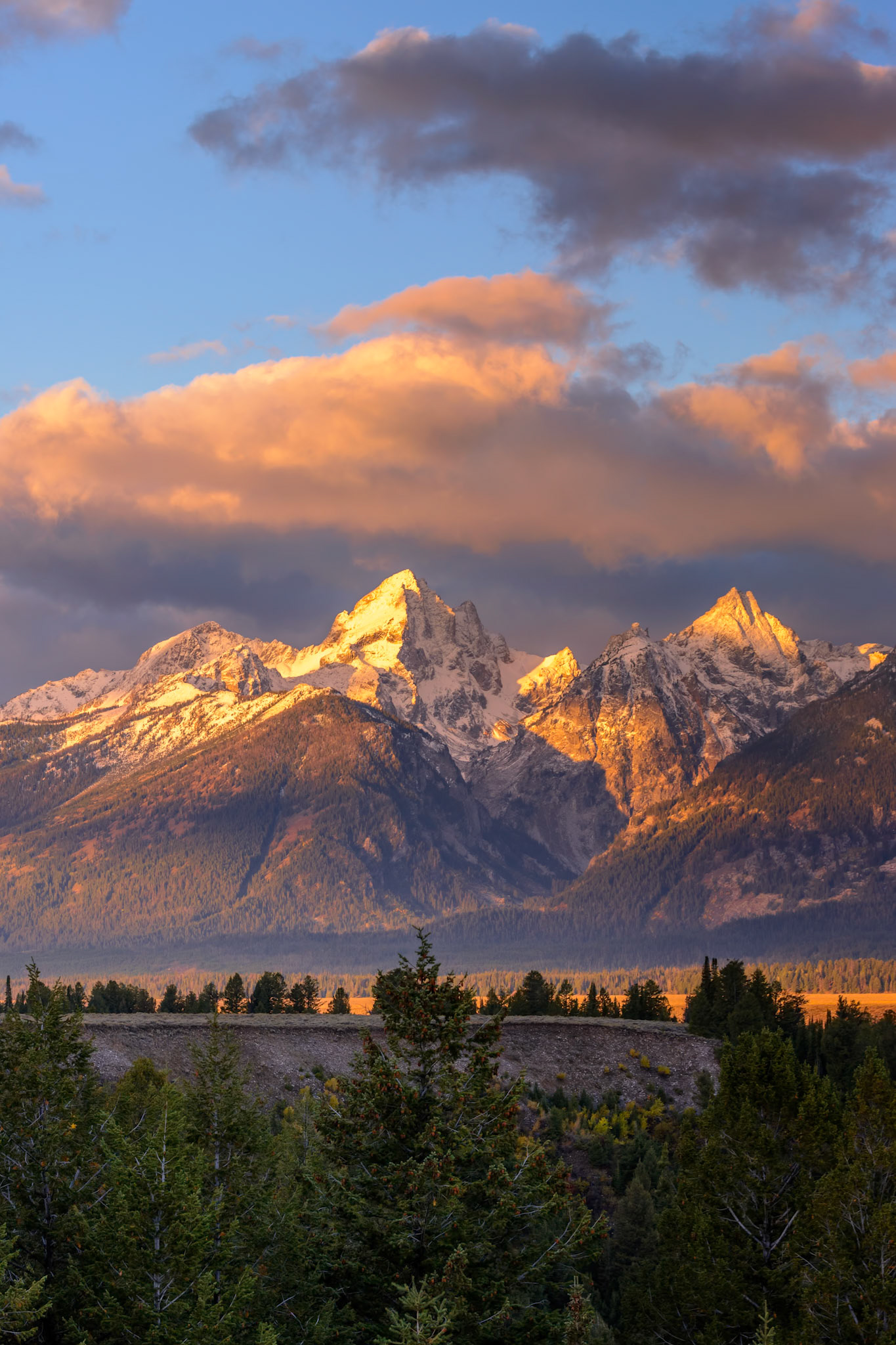 Sunrise over the Grand Tetons in Wyoming