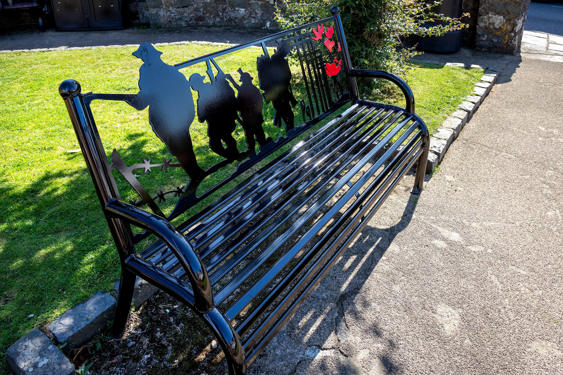 ST DAVID'S, PEMBROKESHIRE/UK - SEPTEMBER 13 : A new commemorative bench in the gardens at St David's in Pembrokeshire on September 13, 2019