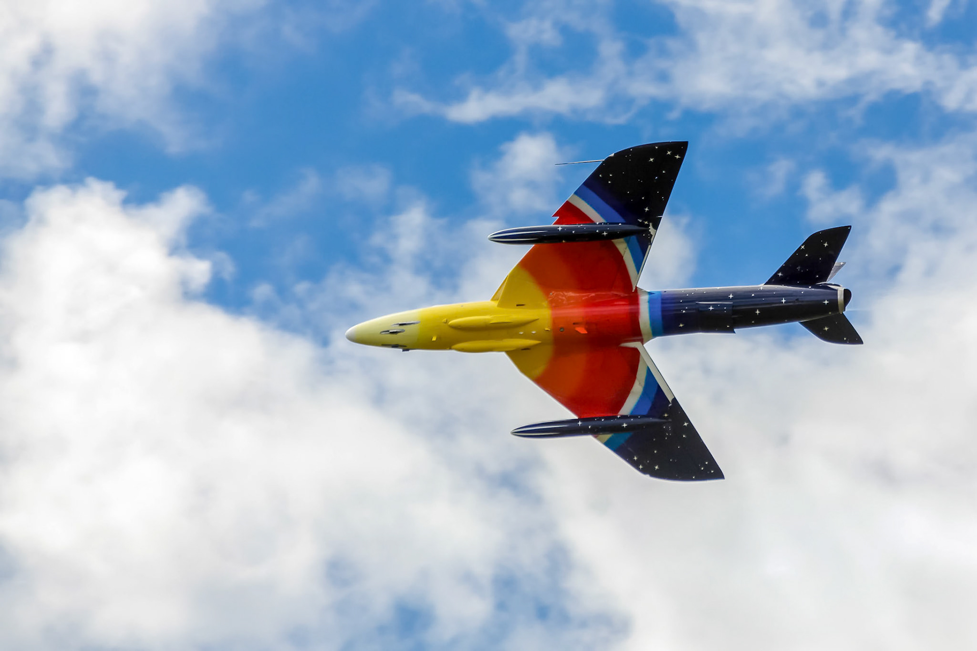 Hawker Hunter Miss Demeanour Aerial Display at Shoreham Airshow