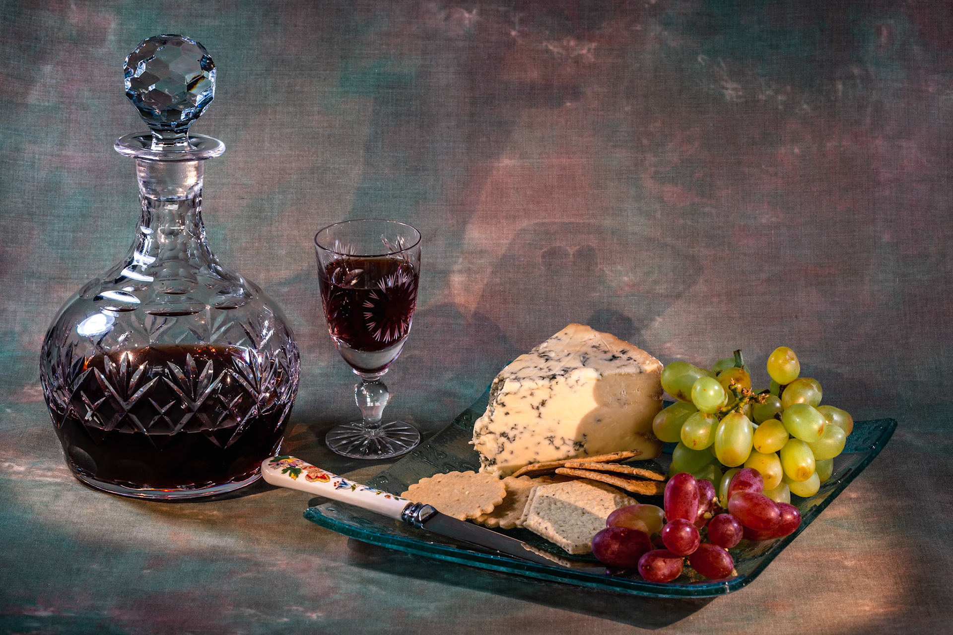 A glass of port, some stilton and biscuits