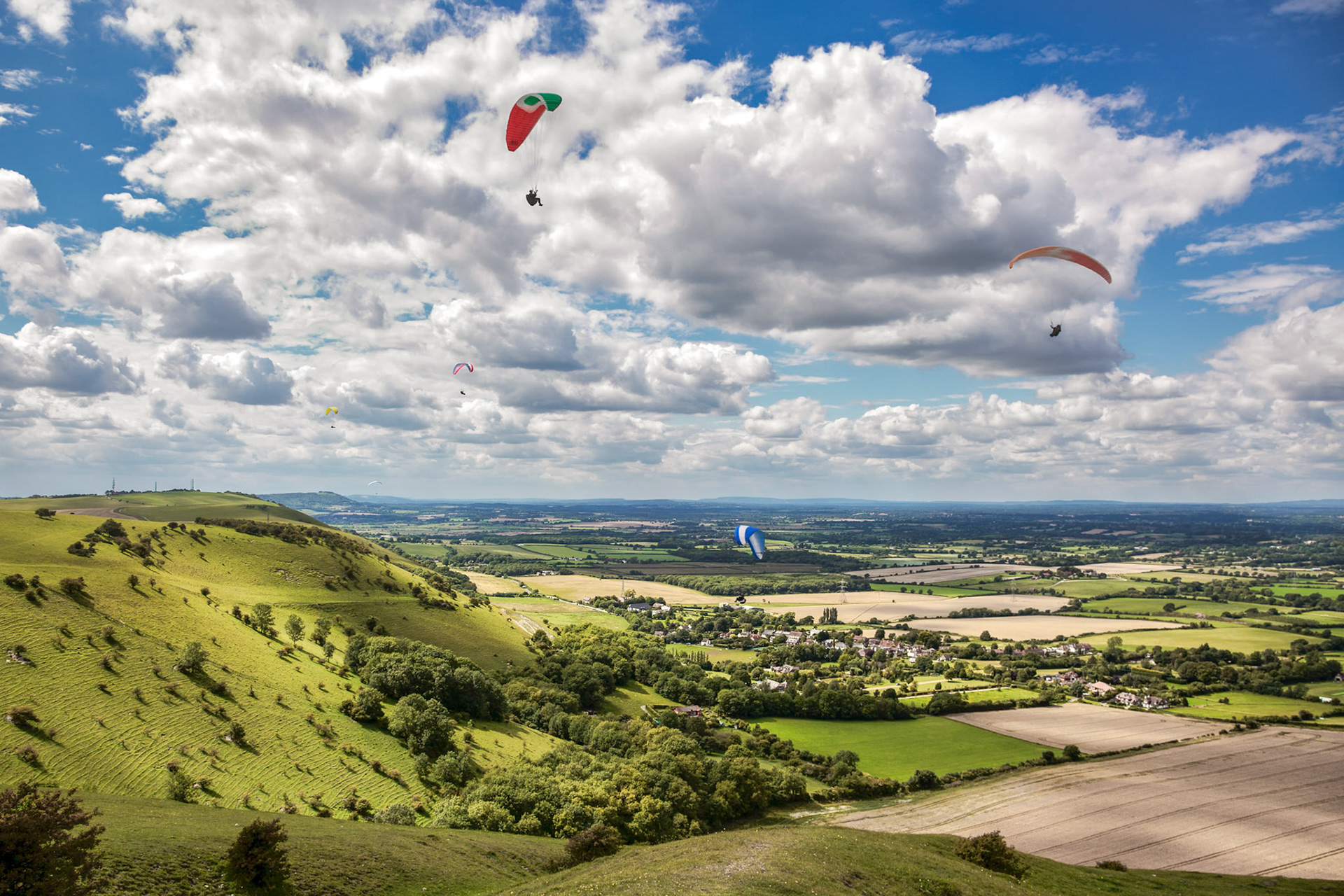 Paragliding at Devil's Dyke
