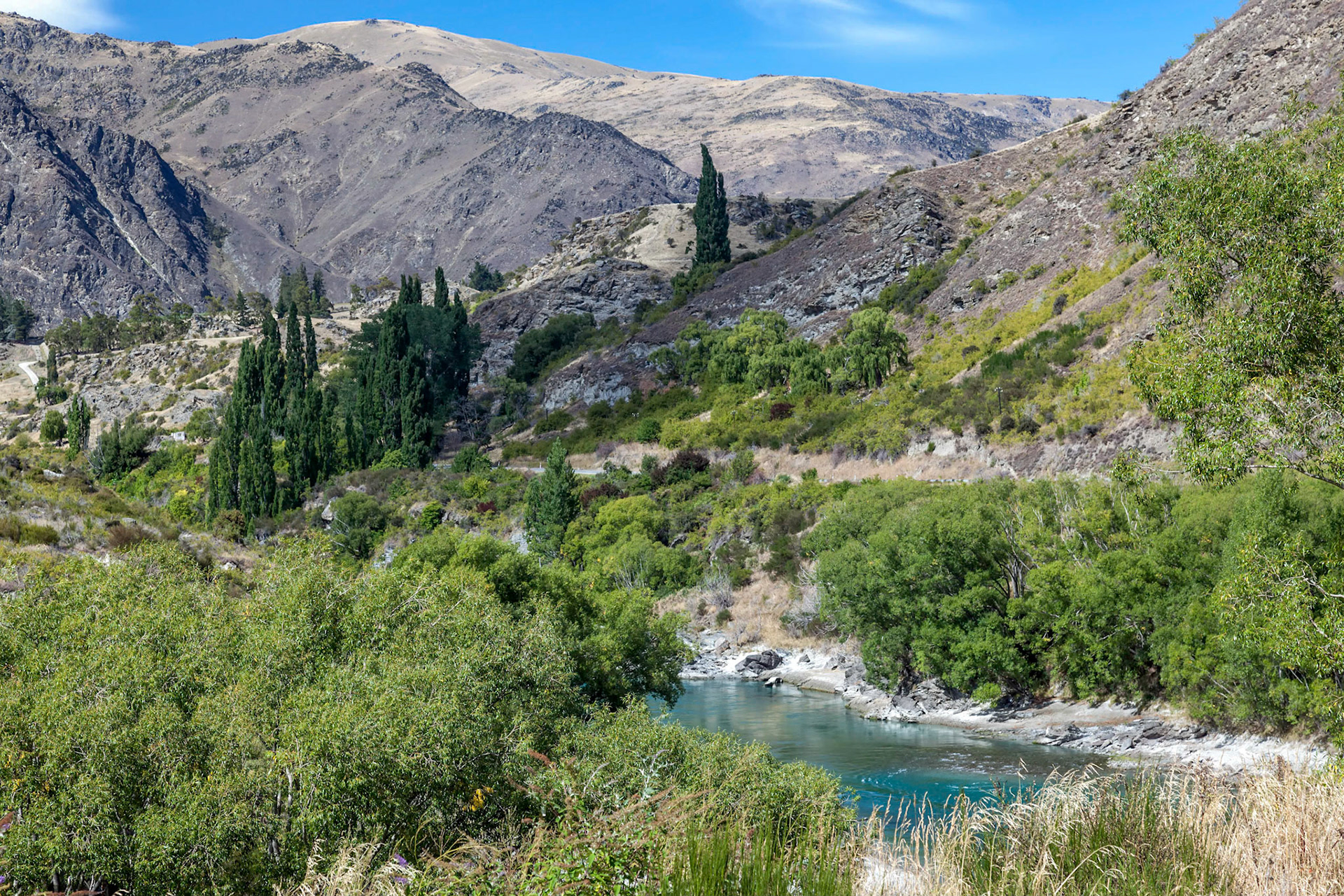 Approach to Kawarau Gorge