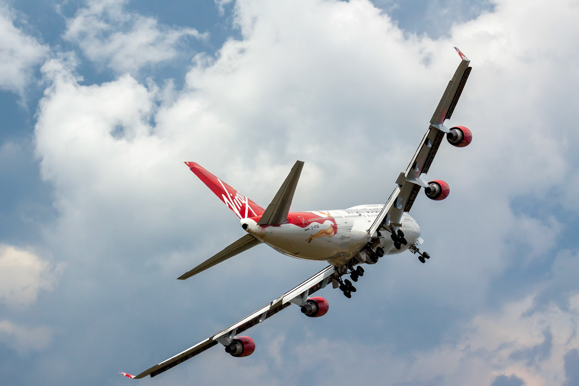 Virgin Atlantic - Boeing 747-400 Flypast at Biggin Hill Airshow