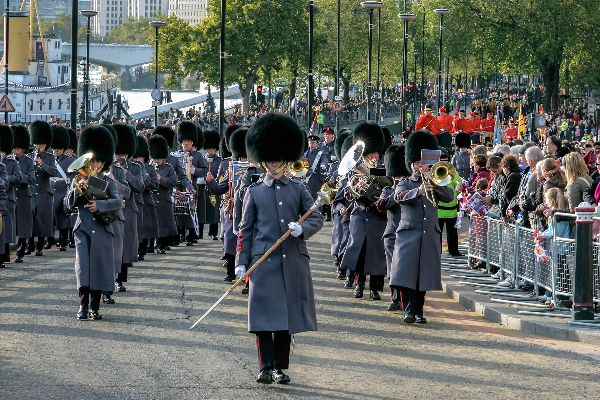 LONDON - NOVEMBER 12 : Band of the Honorable Artillery Company marching at the Lord Mayor's Show in London on November 12, 2005. Unidentified people.