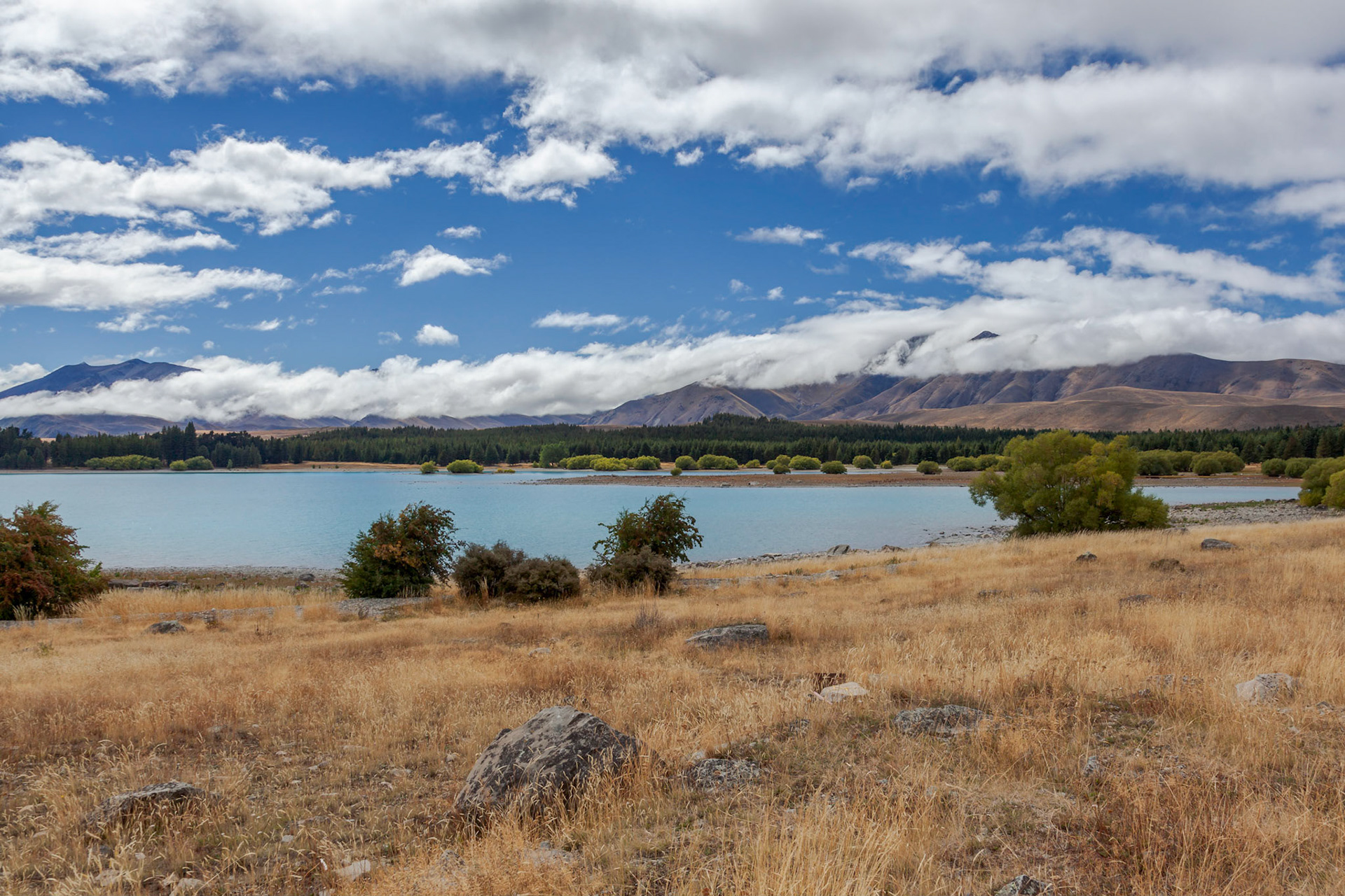 Scenic view of Lake Tekapo in the South Island of New Zealand