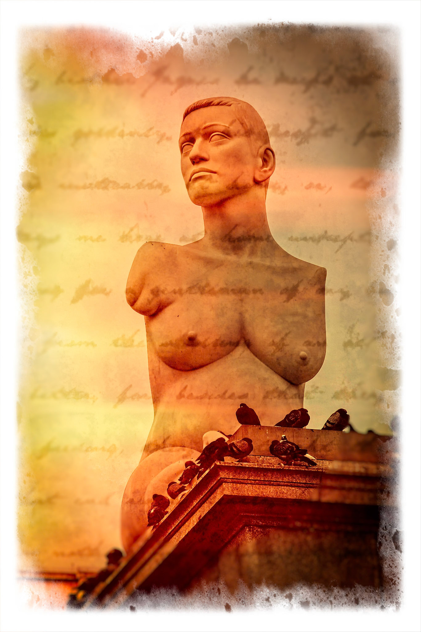 LONDON - NOVEMBER 12 : Alison Lapper Pregnant statue in Trafalgar Square in London on November 12, 2005