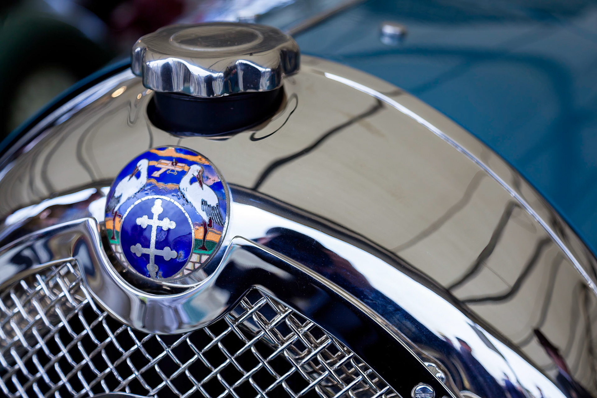 Badge Grille and Radiator Cap on Lorraine-Dietrich Car