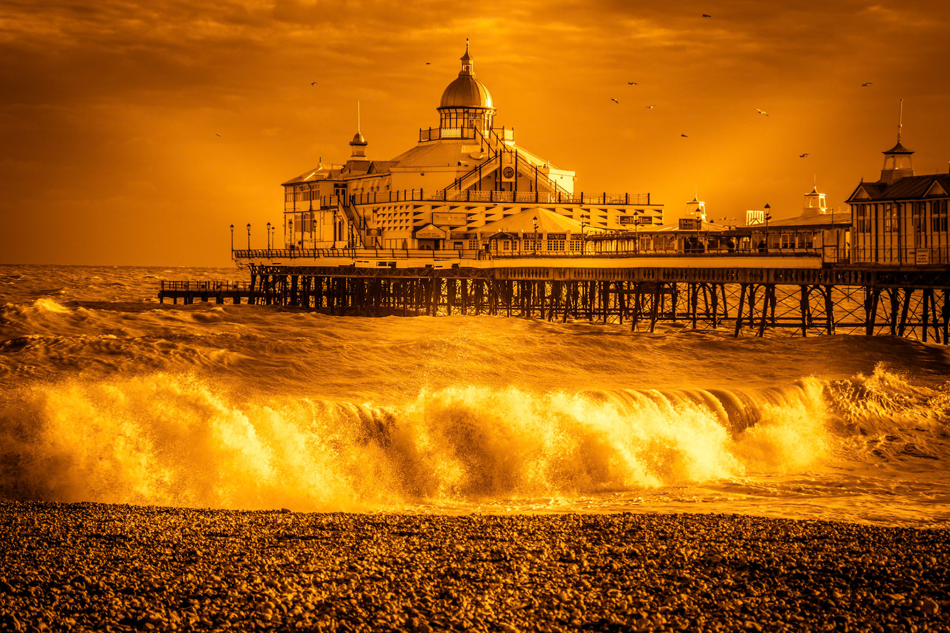 EASTBOURNE, EAST SUSSEX/UK - JANUARY 7 : View of Eastbourne Pier in East Sussex on January 7, 2018. Unidentified people