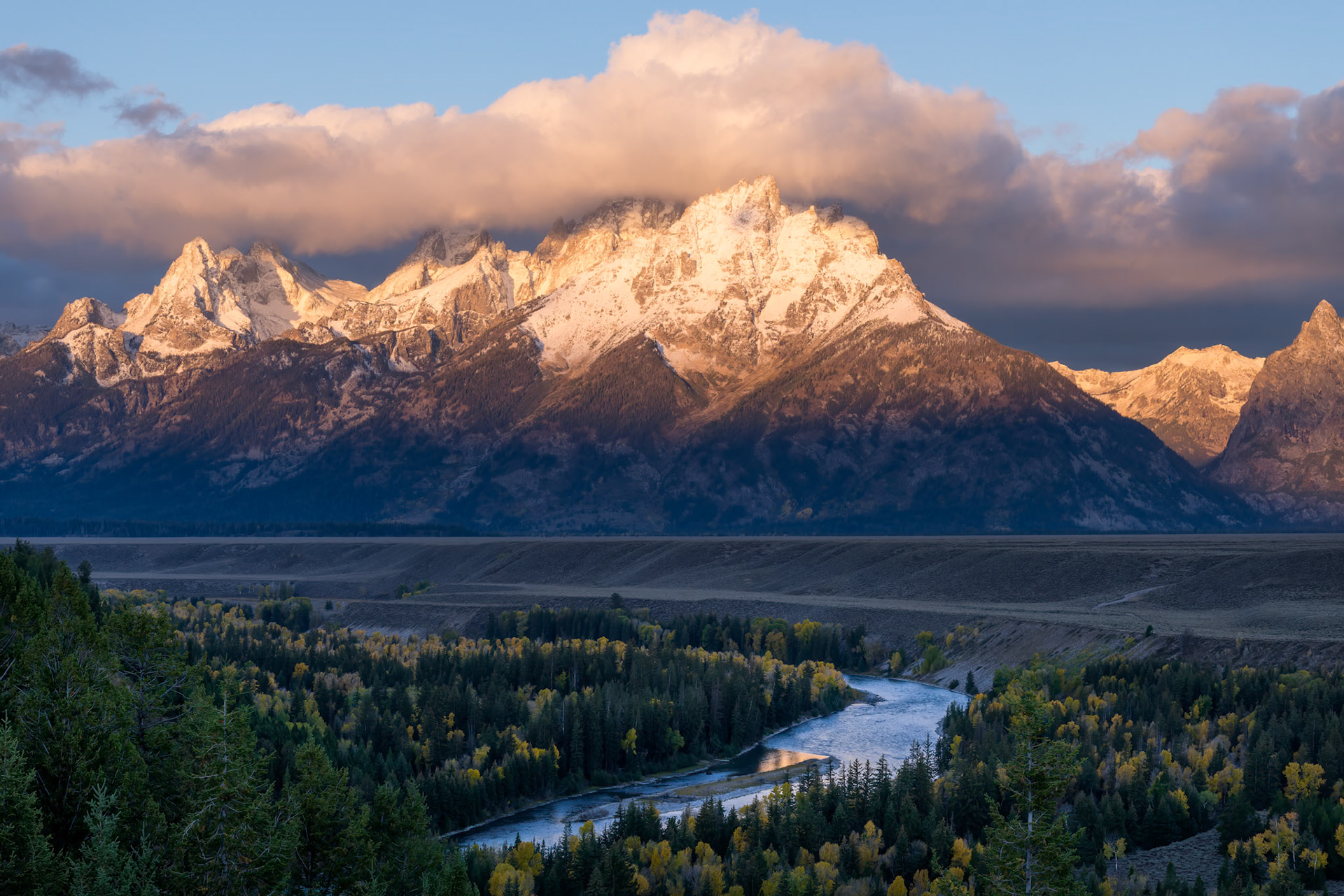 View from the Snake River Overlook in Wyoming