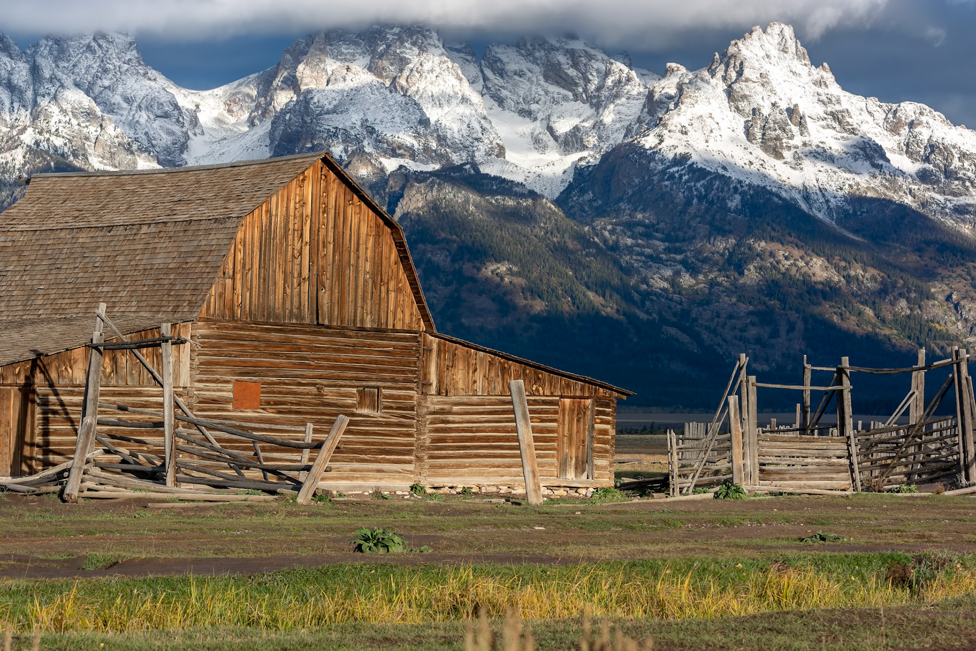 JACKSON, WYOMING, USA - OCTOBER 1 : View of a Moulton barn at Mormon Row near Jackson Wyoming on October 1, 2013