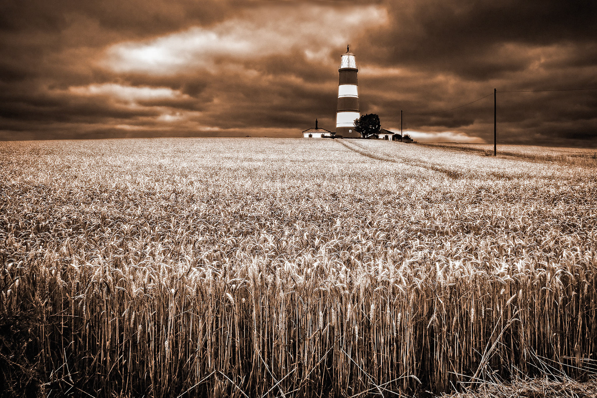 Impending Storm approaching Happisburgh Lighthouse