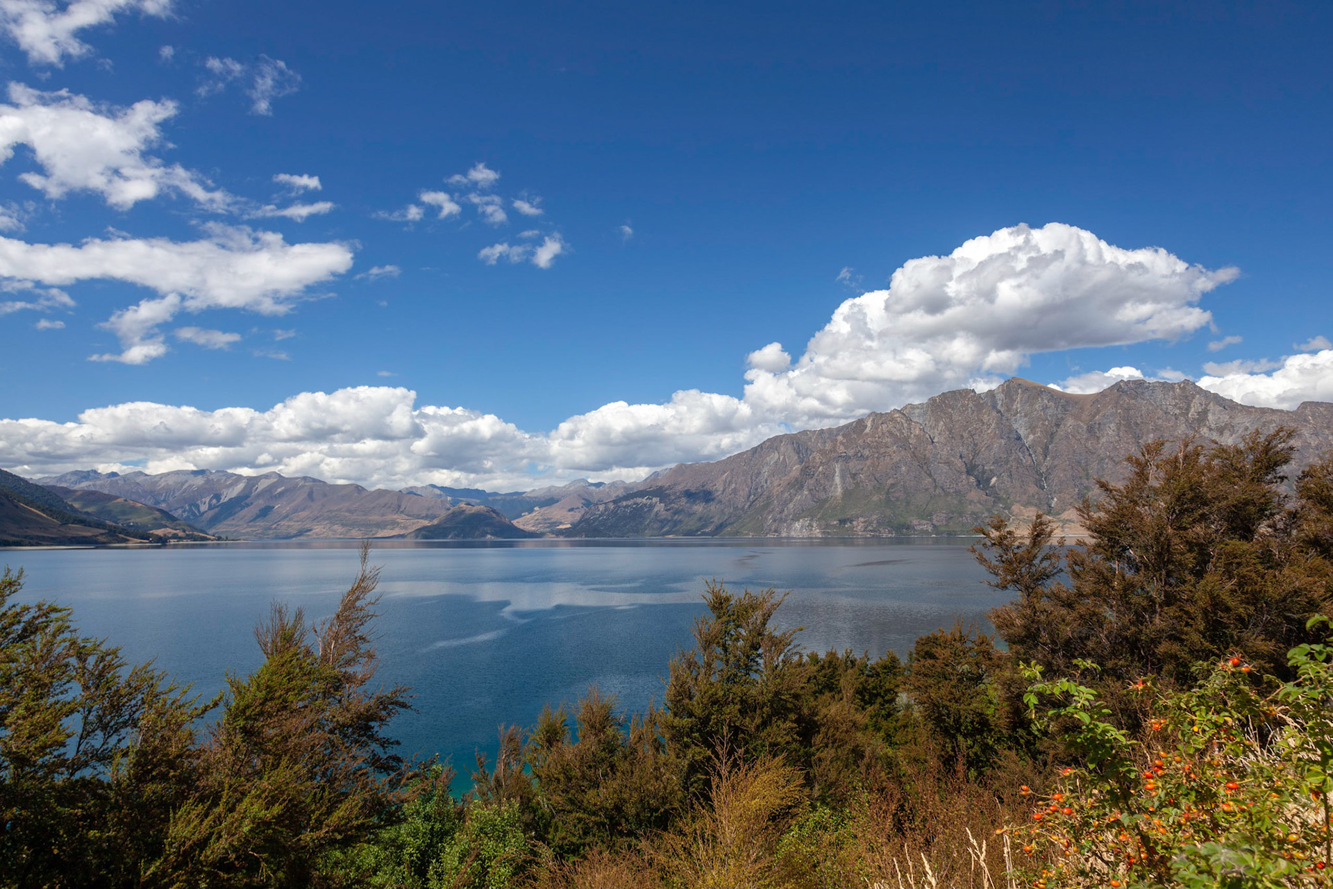 Scenic view of Lake Hawea in New Zealand