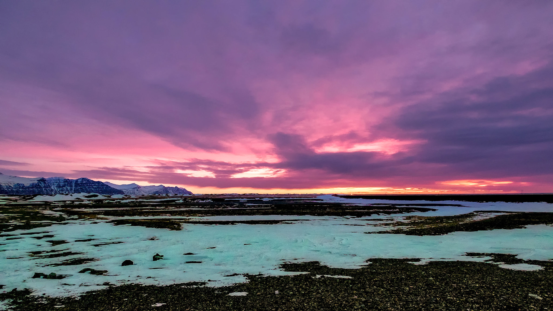 Dawn Breaking near Jokulsarlon