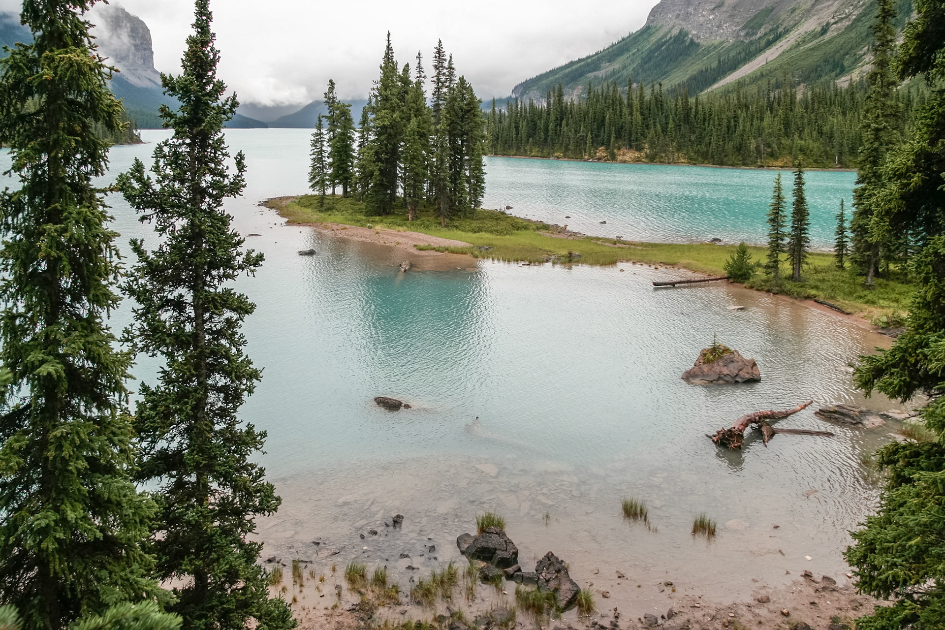 Maligne Lake