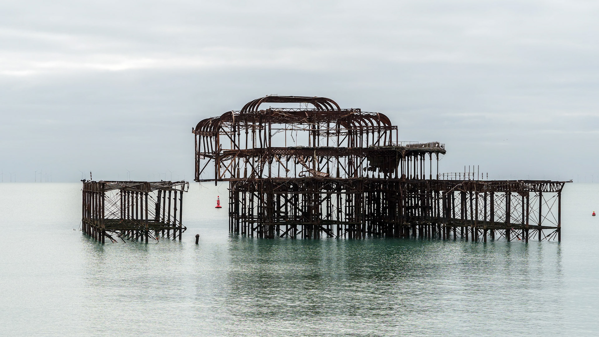 BRIGHTON, EAST SUSSEX/UK - JANUARY 3 : View of the derelict West Pier in Brighton East Sussex on January 3, 2019