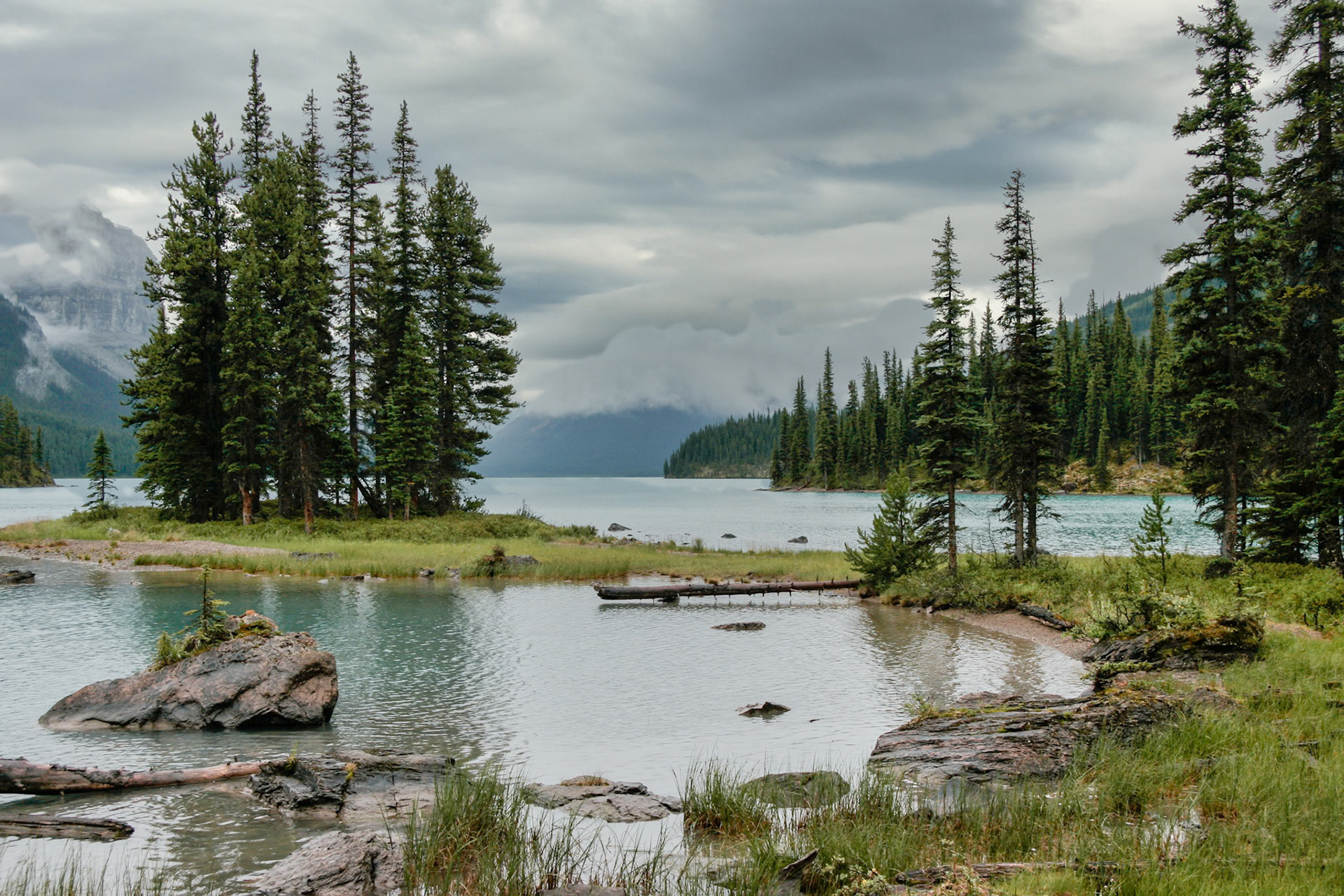 Maligne Lake