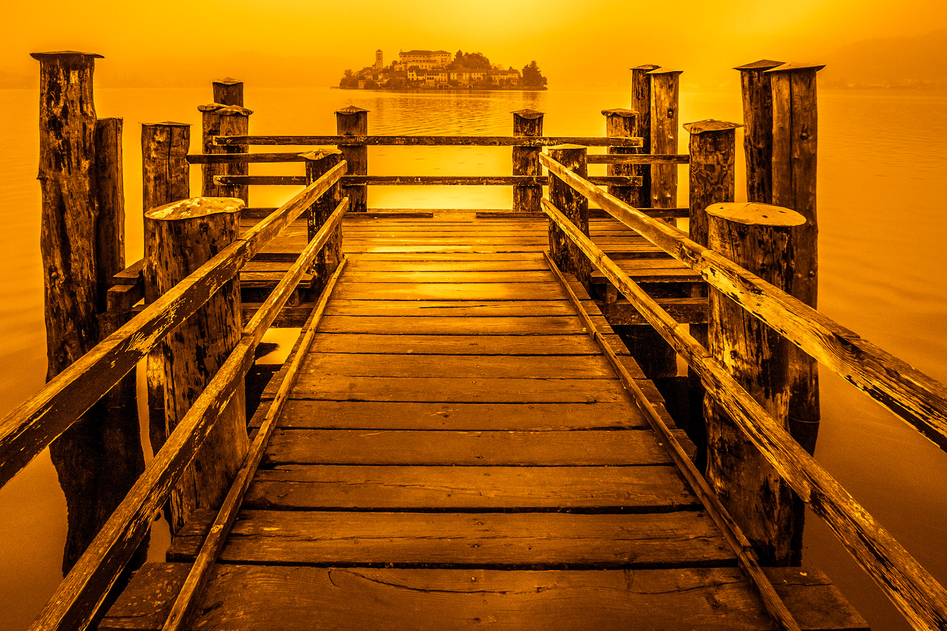 ORTA SAN GUILIO, ITALY/EUROPE - OCTOBER 28 : Wooden jetty in Orta San Giulio Italy on October 28, 2008